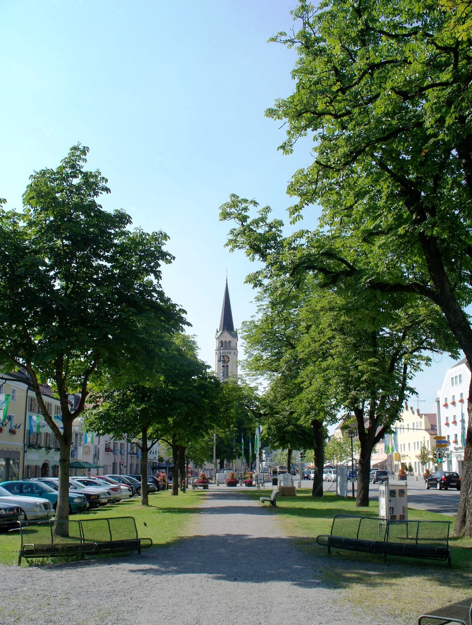 Photo showing: Der Stadtplatz von Plattling.