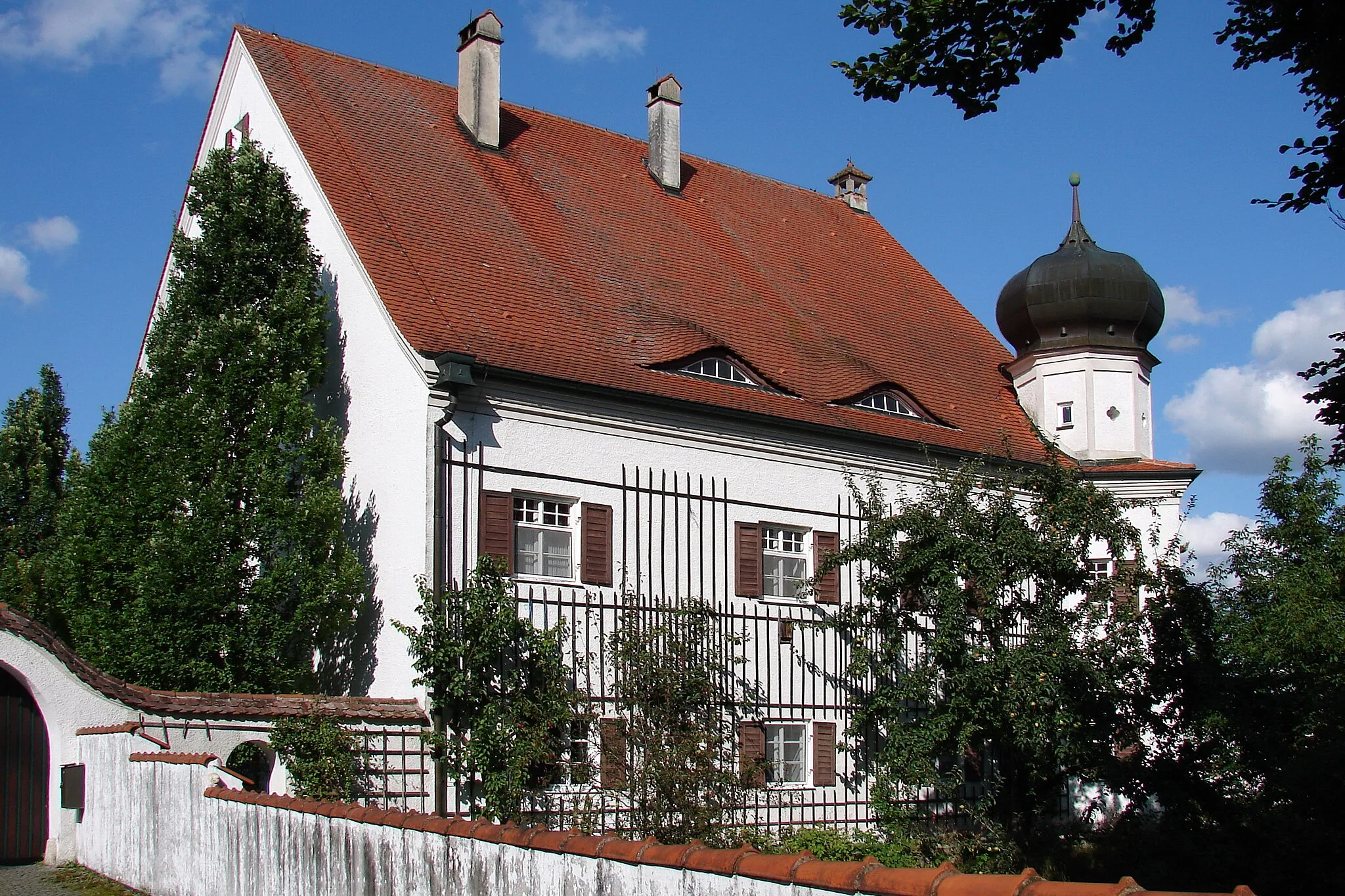 Photo showing: Das Pilbis-Schloss in Siegenburg