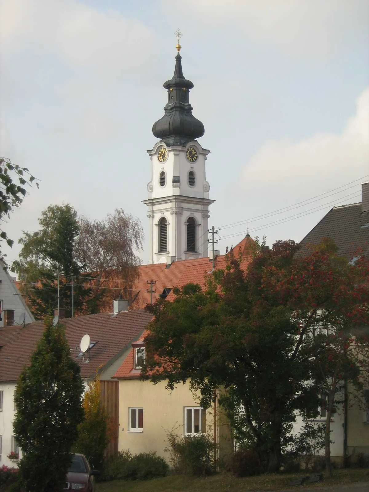 Photo showing: Kirchturm von St. Alto und St. Birgitta in Altomünster (Künstler: Johann Michael Fischer).
„Dies ist der schönste Turm in meinem Königreich!“ soll König Ludwig I. über den Kirchturm gesagt haben.