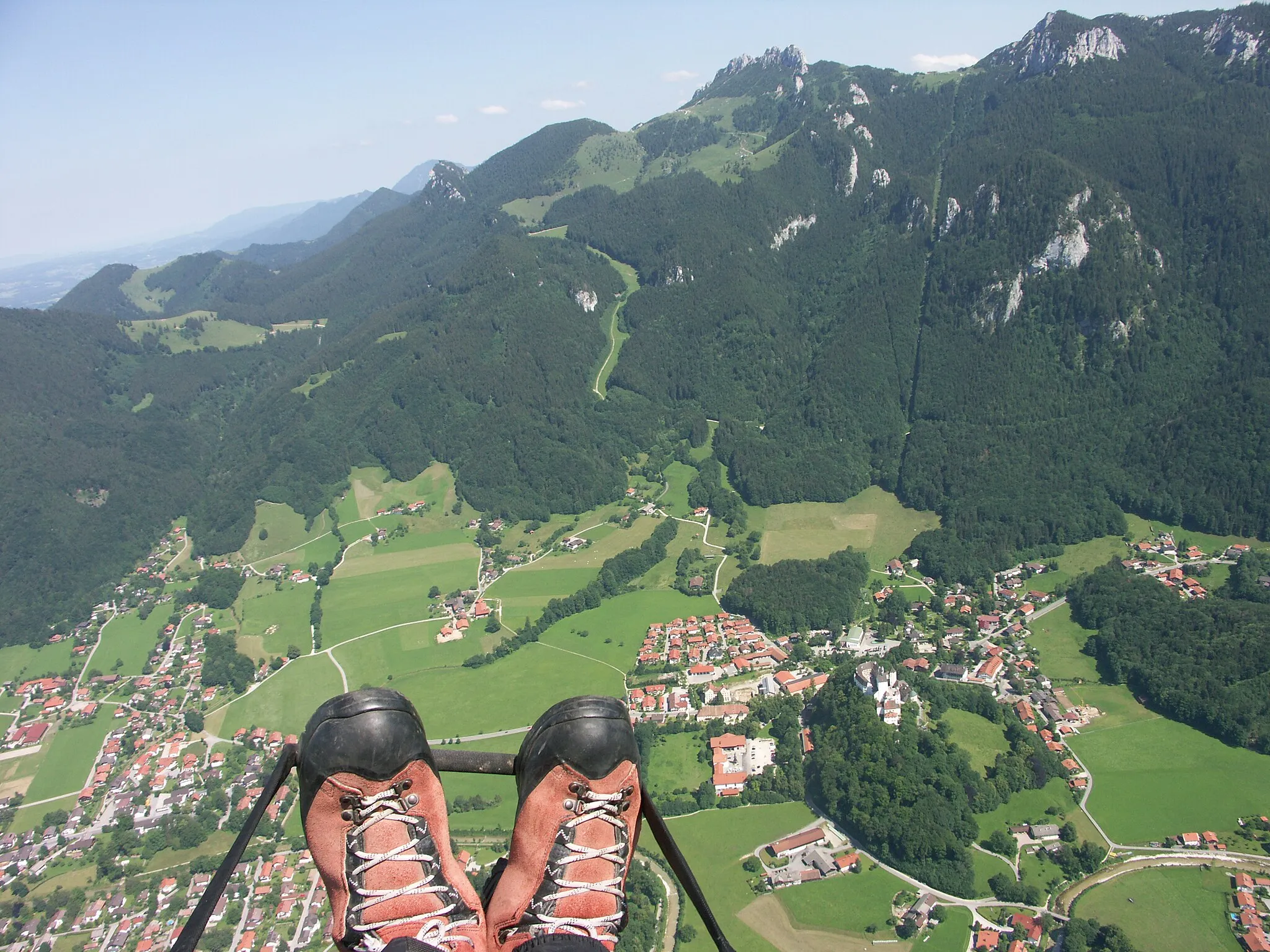 Photo showing: Aschau im Chiemgau, Germany as seen from Paraglider