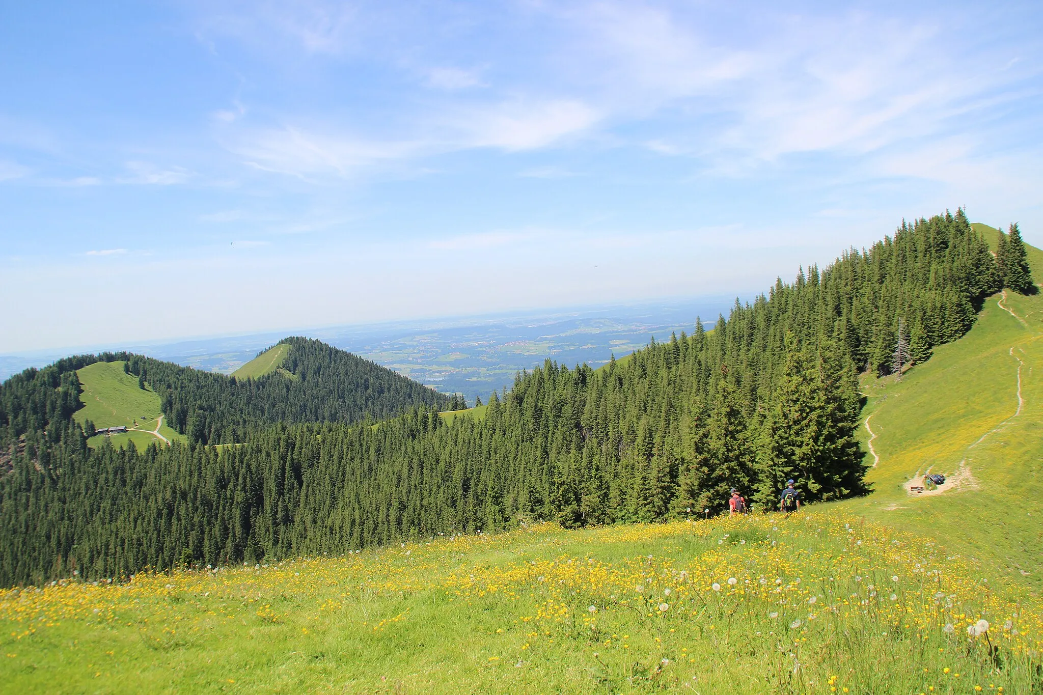 Photo showing: Blick auf die drei Hörnle (von links nach rechts: Mittleres Hörnle, Vorderes Hörnle und Hinteres Hörnle) vom Stierkopf aus gesehen