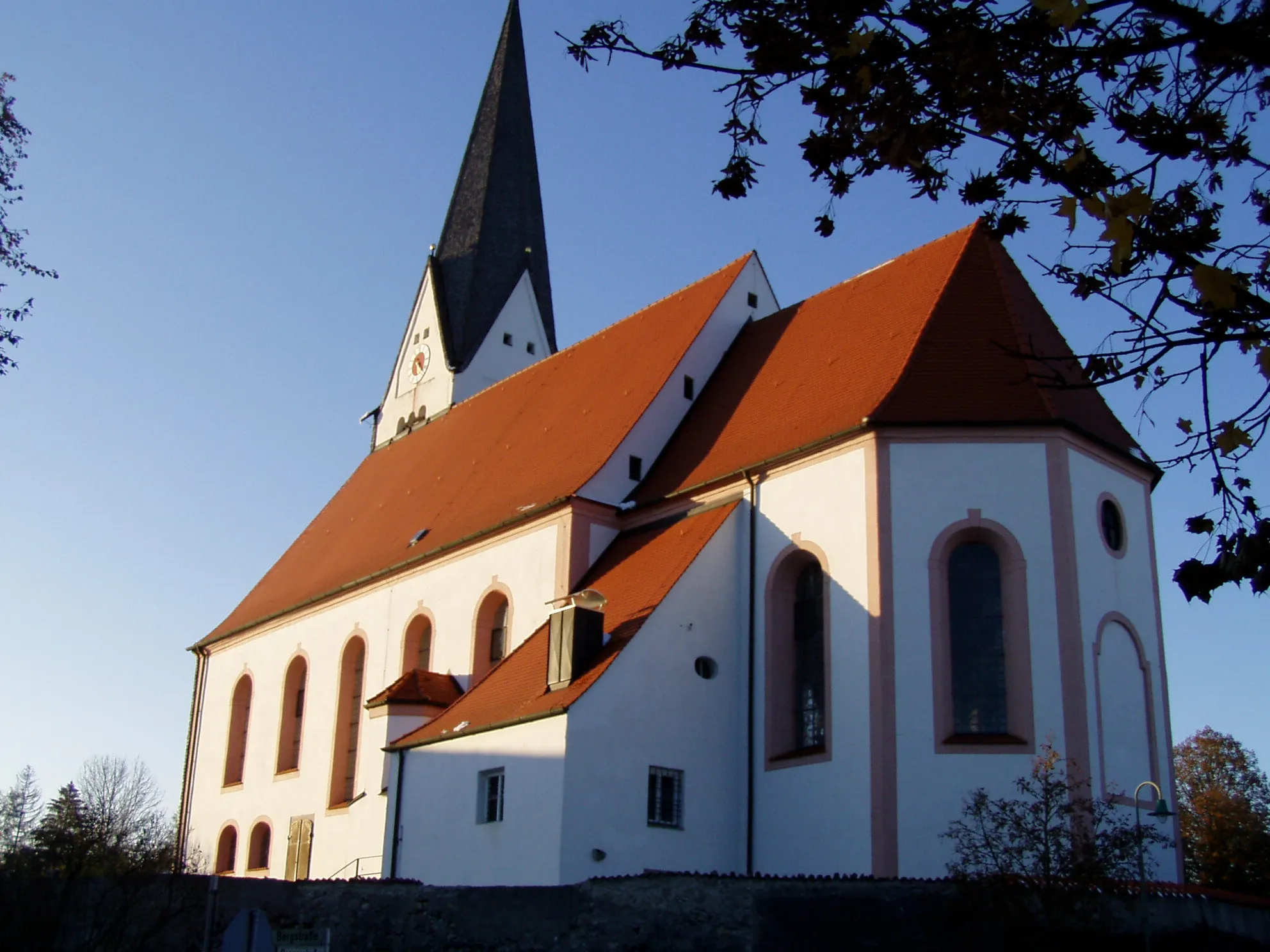 Photo showing: Pfarrkirche St. Stephan in Burggen