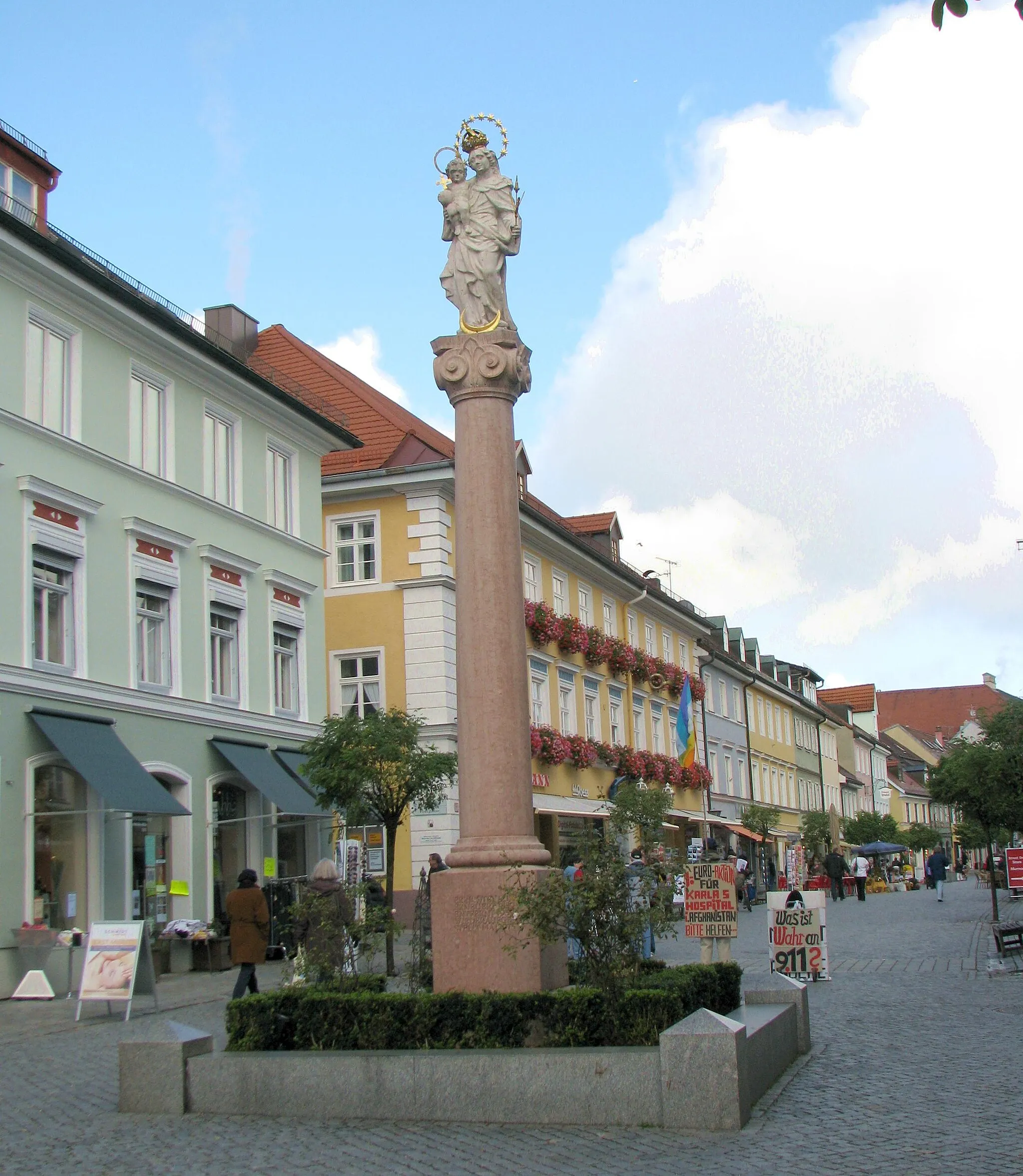 Photo showing: Mariensäule auf dem Markt zu Murnau.