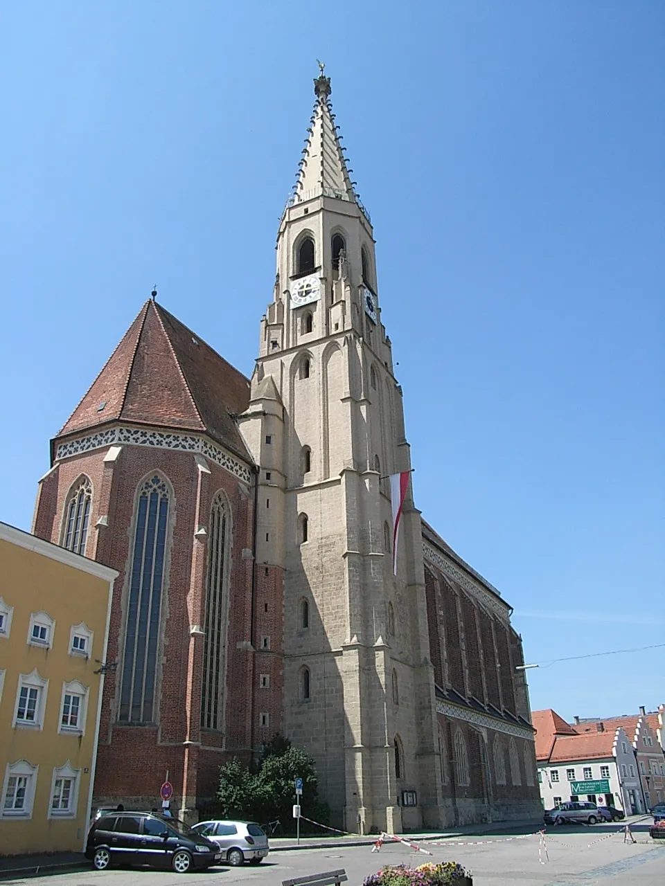 Photo showing: Pfarrkirche St. Nikolaus in Neuötting