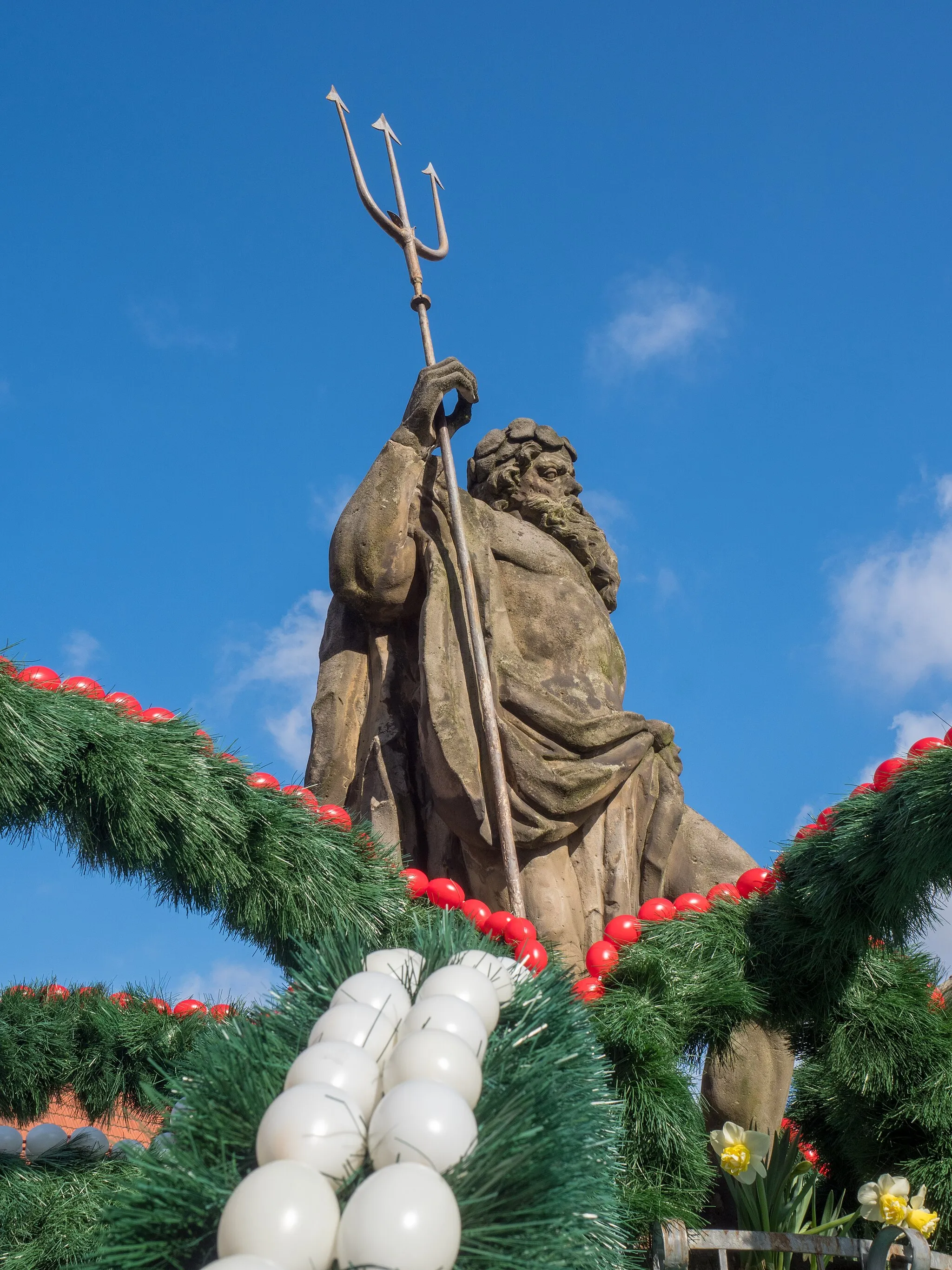 Photo showing: Neptune statue on the Easter fountain in Thurnau.