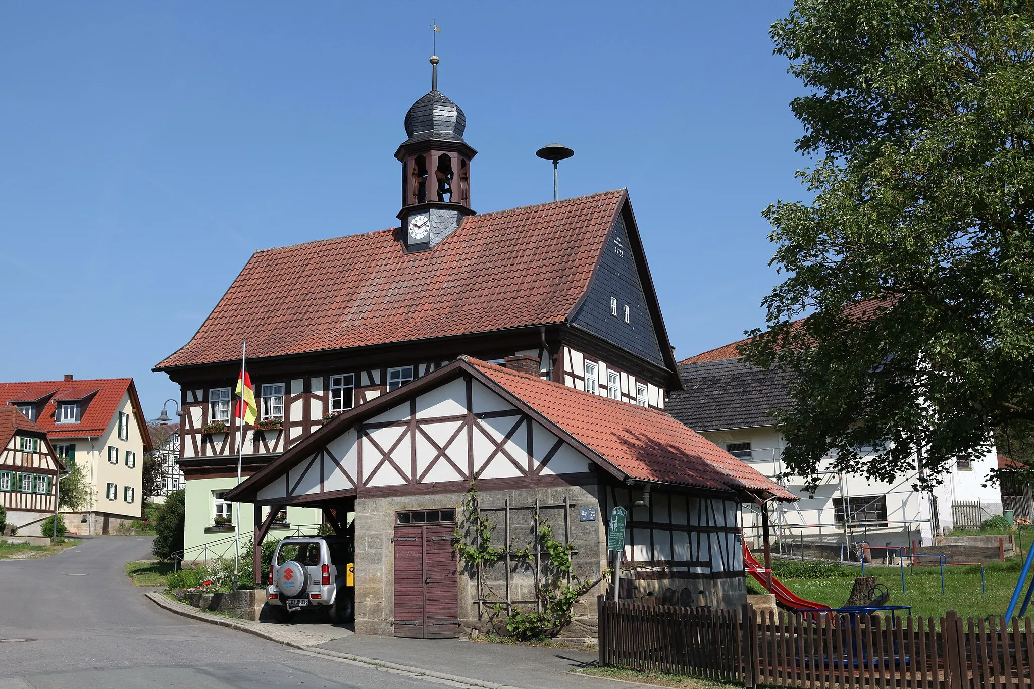 Photo showing: Ehemaliges Rathaus in Gossenberg, OT von Großheirath, Landkreis Coburg