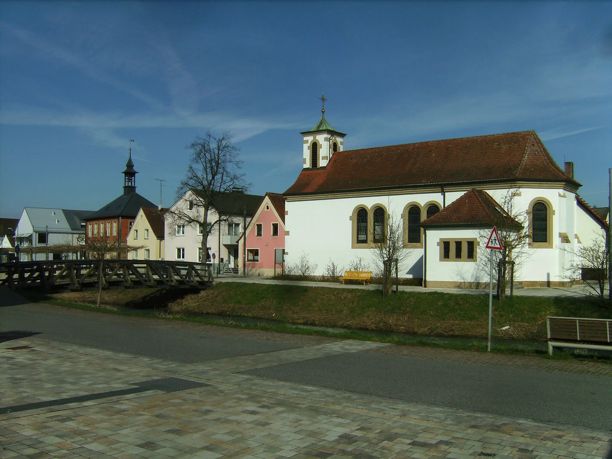 Photo showing: Evangelisch-Lutherische Kirche St. Markus in 96163 Gundelsheim, Landkreis Bamberg
Ehemals katholische Filialkirche Septem Dolores