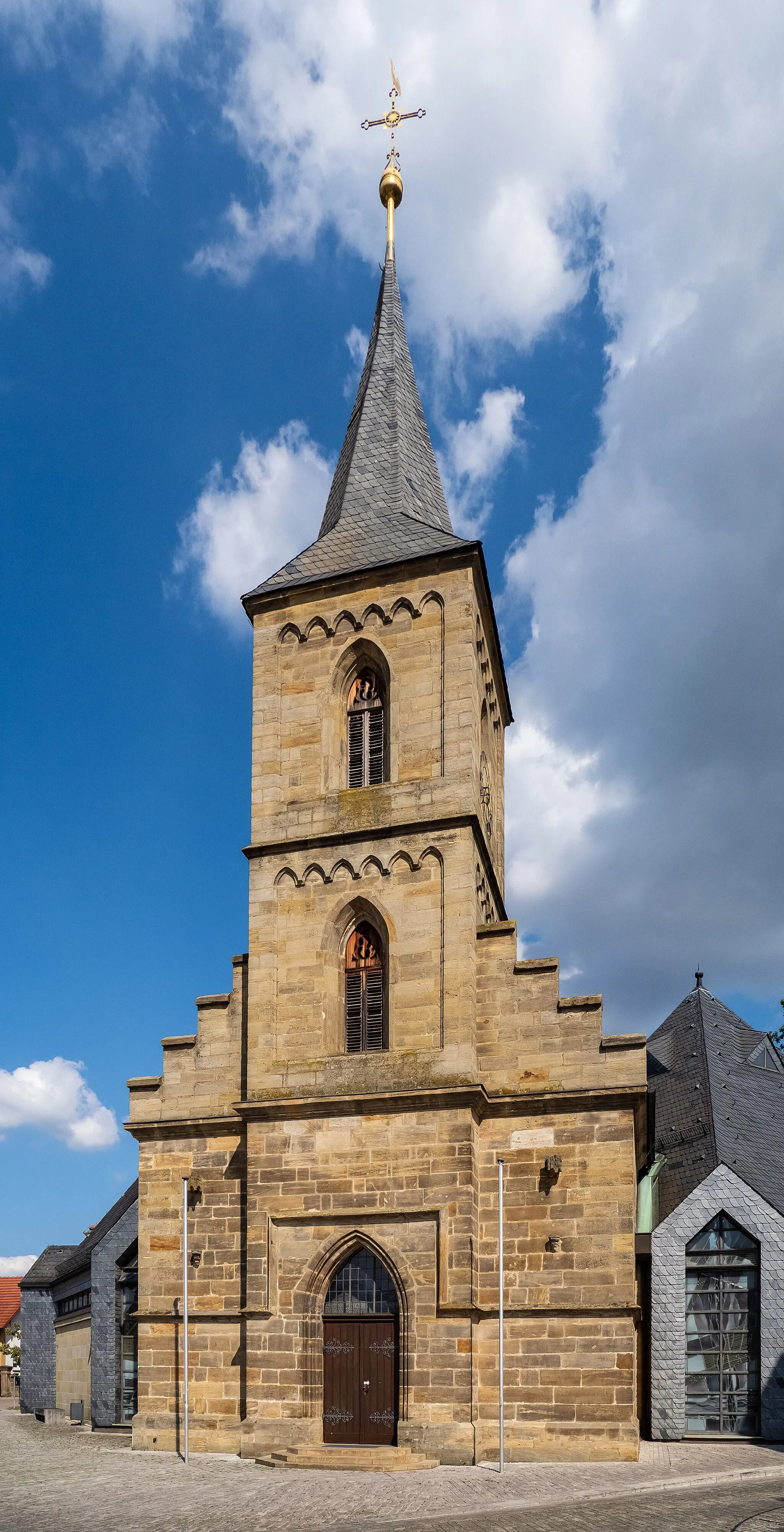 Photo showing: Parish church St. Peter and Paul in Kemmern