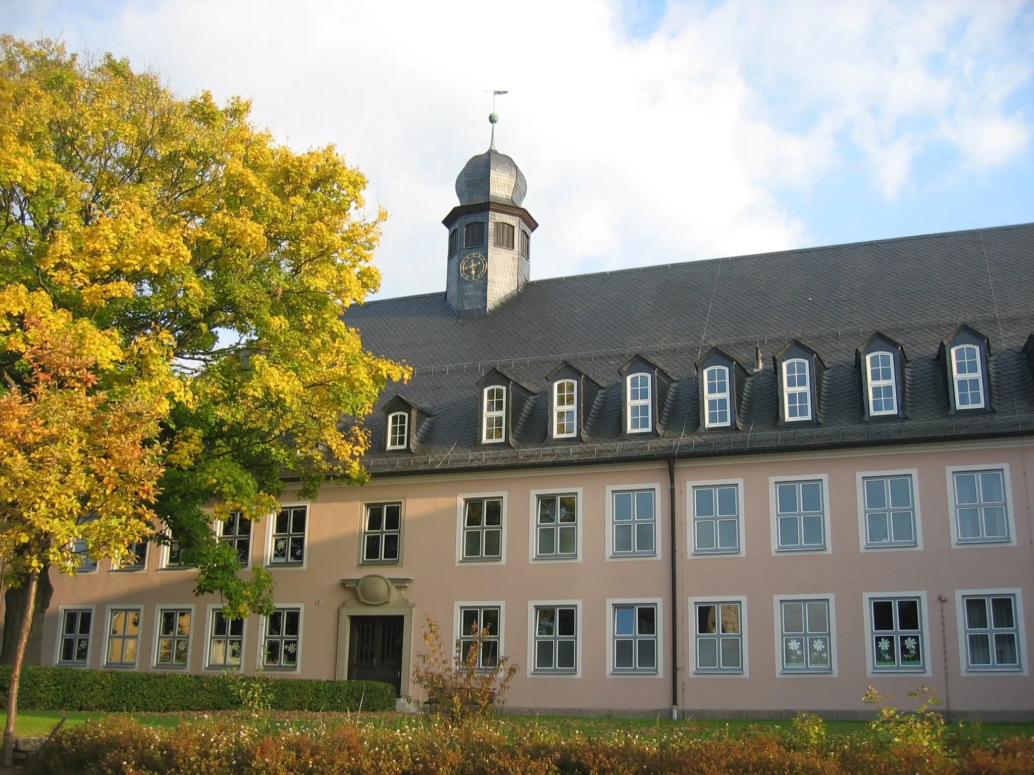 Photo showing: primary school of Münchberg