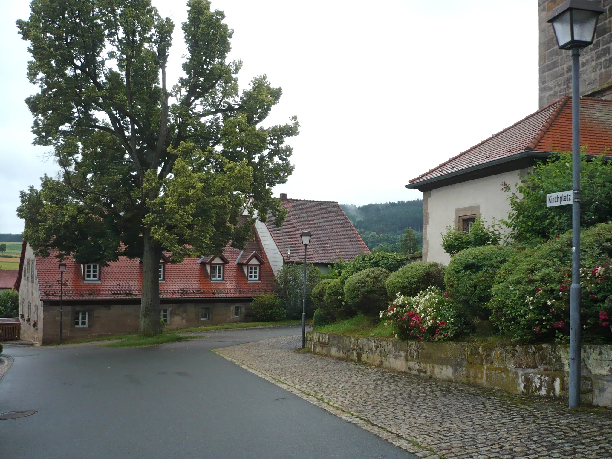 Photo showing: Neunkirchen am Main Kirchplatz