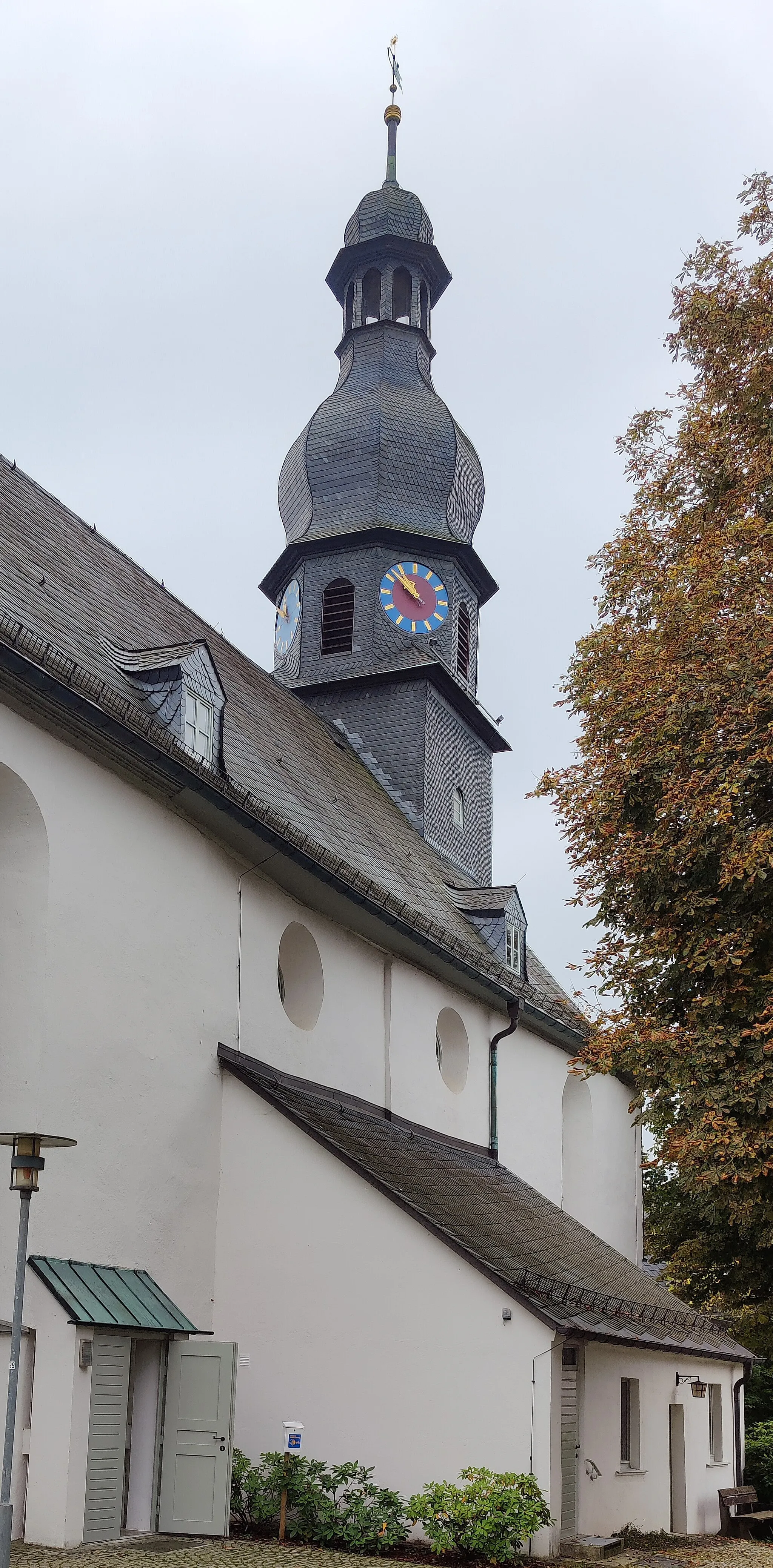 Photo showing: Evangelisch-lutherische Pfarrkirche Selbitz, Landkreis Hof, Oberfranken, Bayern, Deutschland