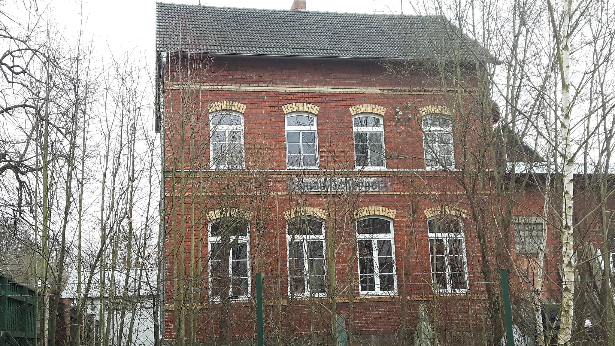 Photo showing: Ehemaliger Bahnhof Siemau-Scherneck in Untersiemau