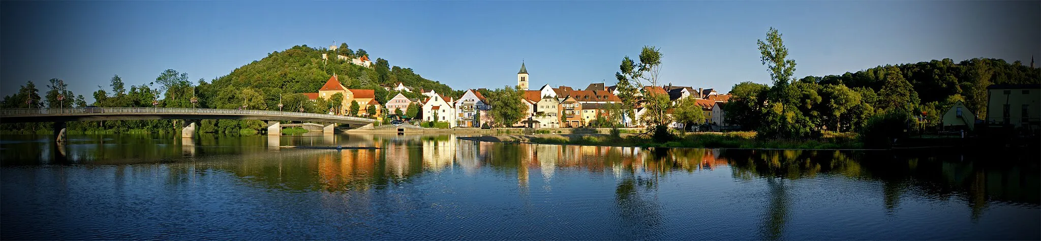 Photo showing: Panorama Burglengenfeld über die Naab