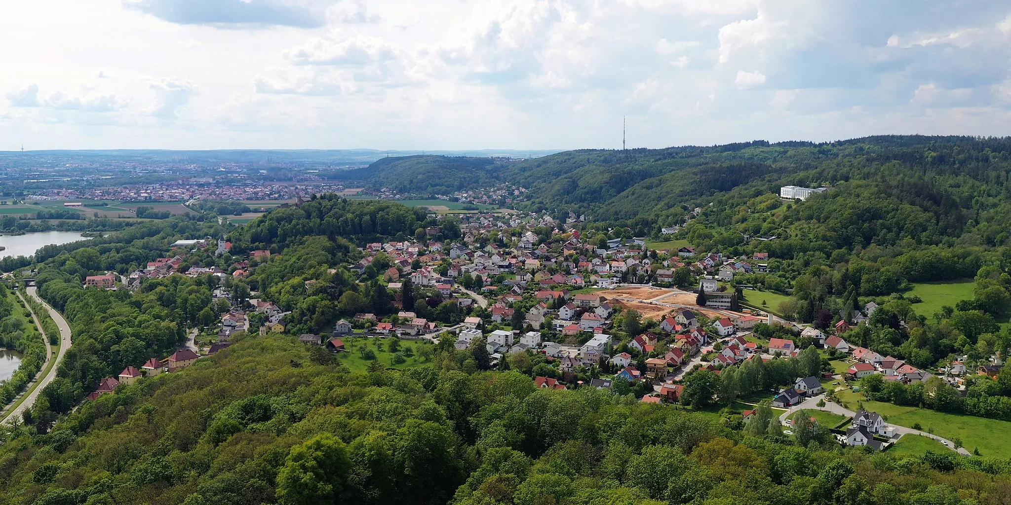 Photo showing: Donaustauf an der Donau (von der Walhalla aus fotografiert)