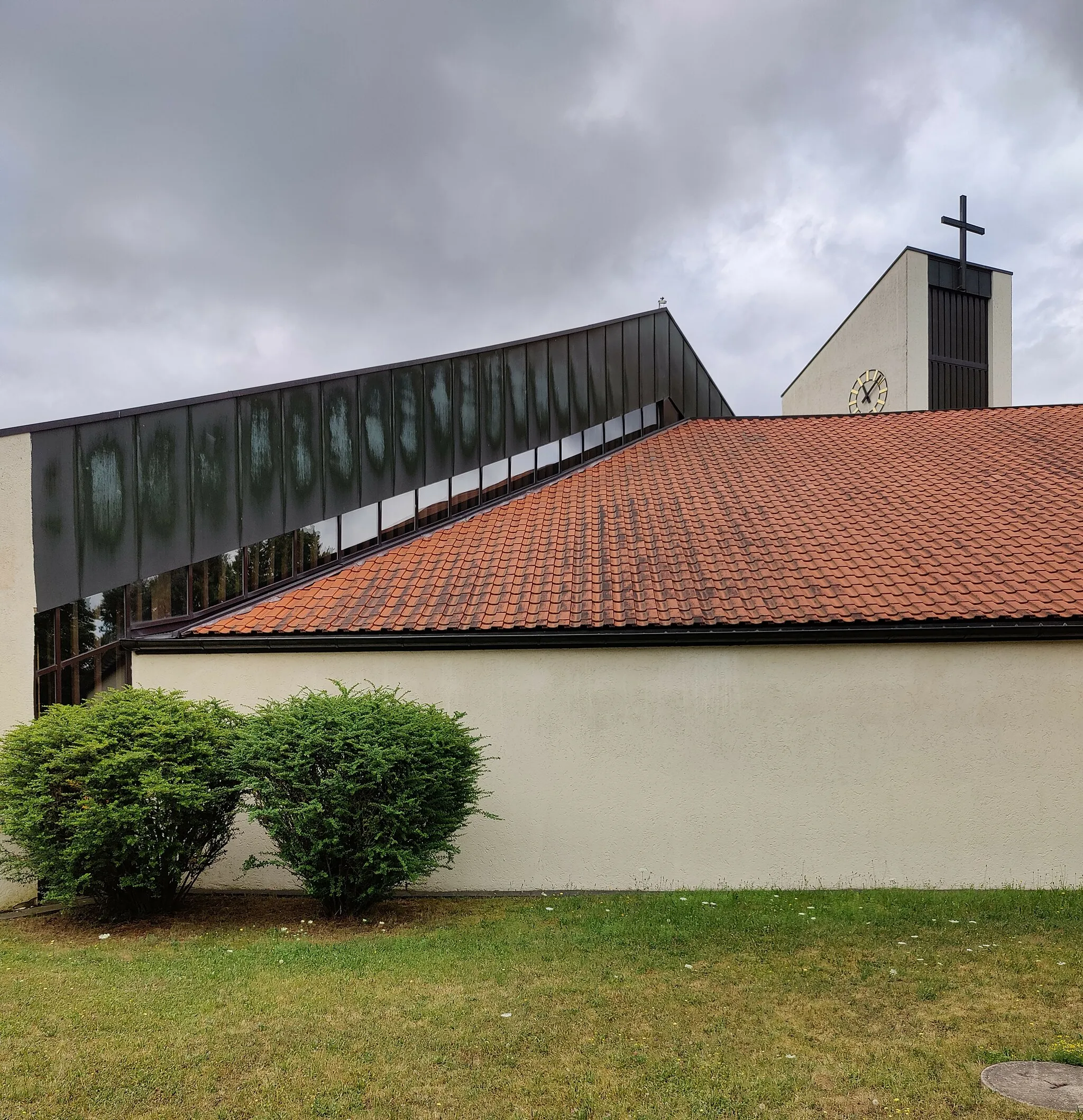 Photo showing: Katholische Bruder-Konrad-Kirche Ebermannsdorf, Oberpfalz, Bayern, Deutschland
