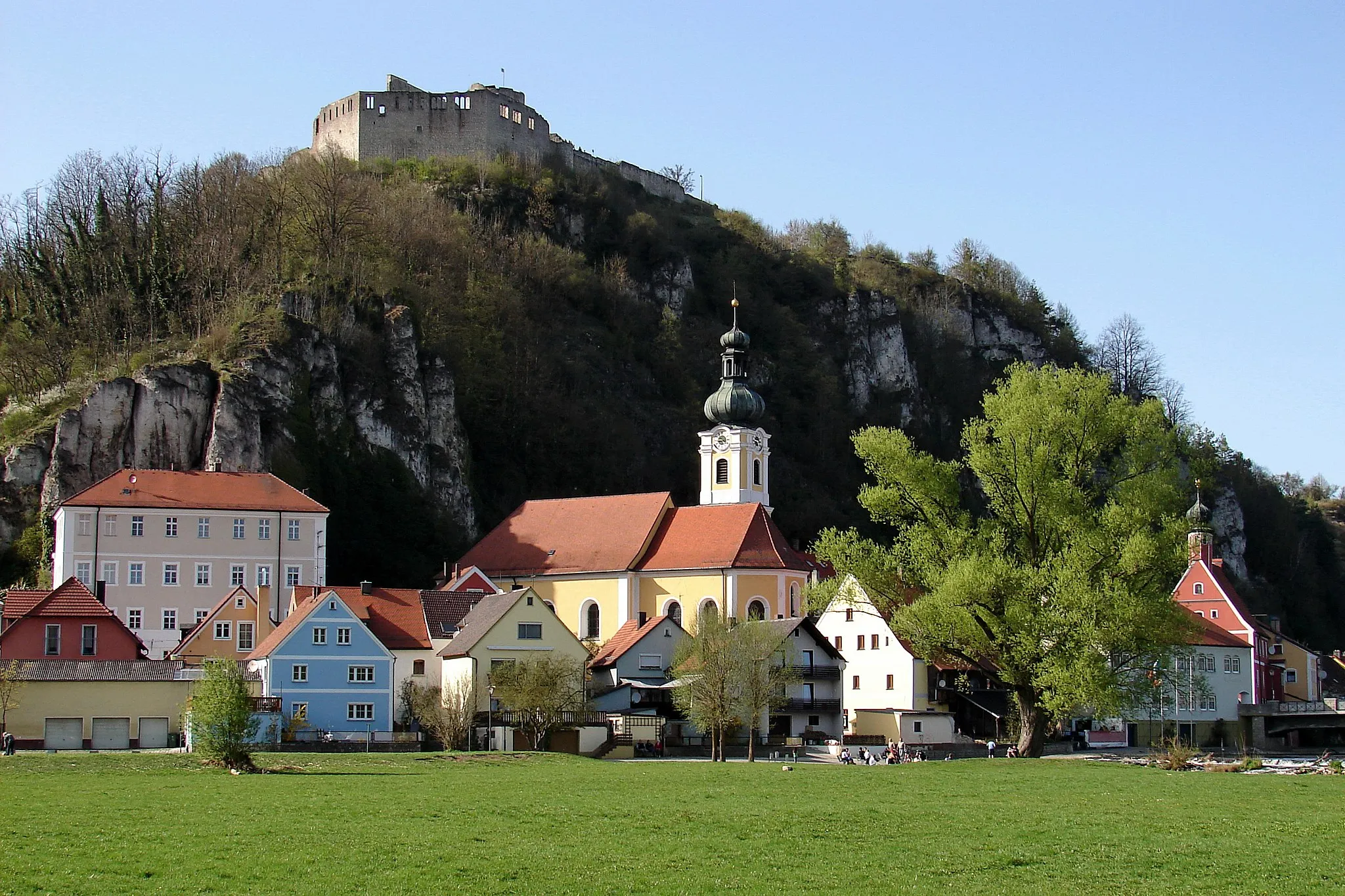 Photo showing: Kallmünz ist ein Markt im Oberpfälzer Landkreis Regensburg und Sitz der Verwaltungsgemeinschaft Kallmünz.