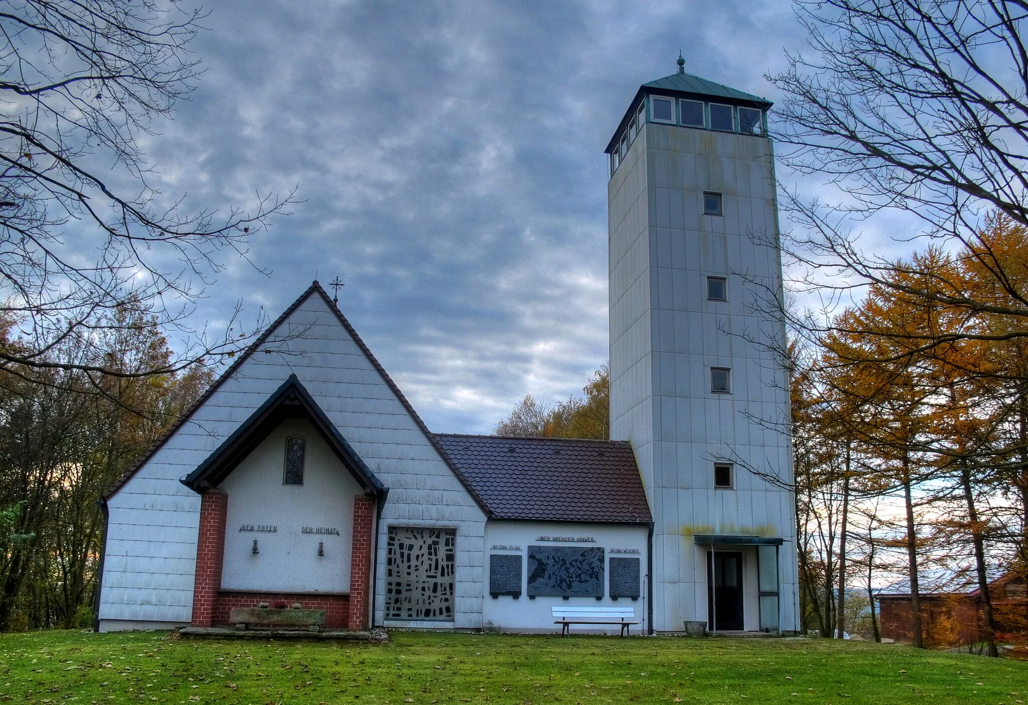 Photo showing: Deutschland, Bayern, Oberpfalz, Mähring, St.-Anna-Kirche mit Aussichtsturm, HDR-Aufnahme