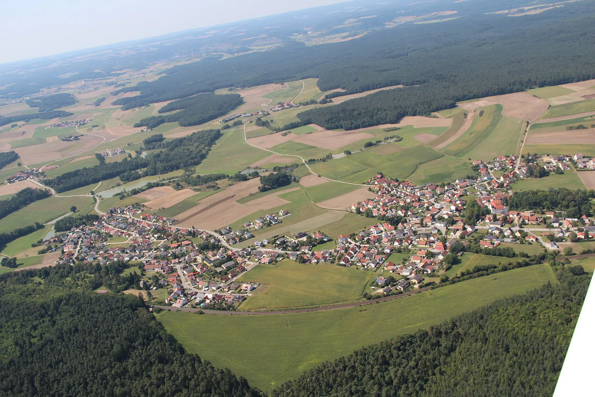 Photo showing: Ziegelhütte, Pirkensee: Maxhütte-Haidhof; Landkreis Schwandorf, Oberpfalz, Bayern (2012)
