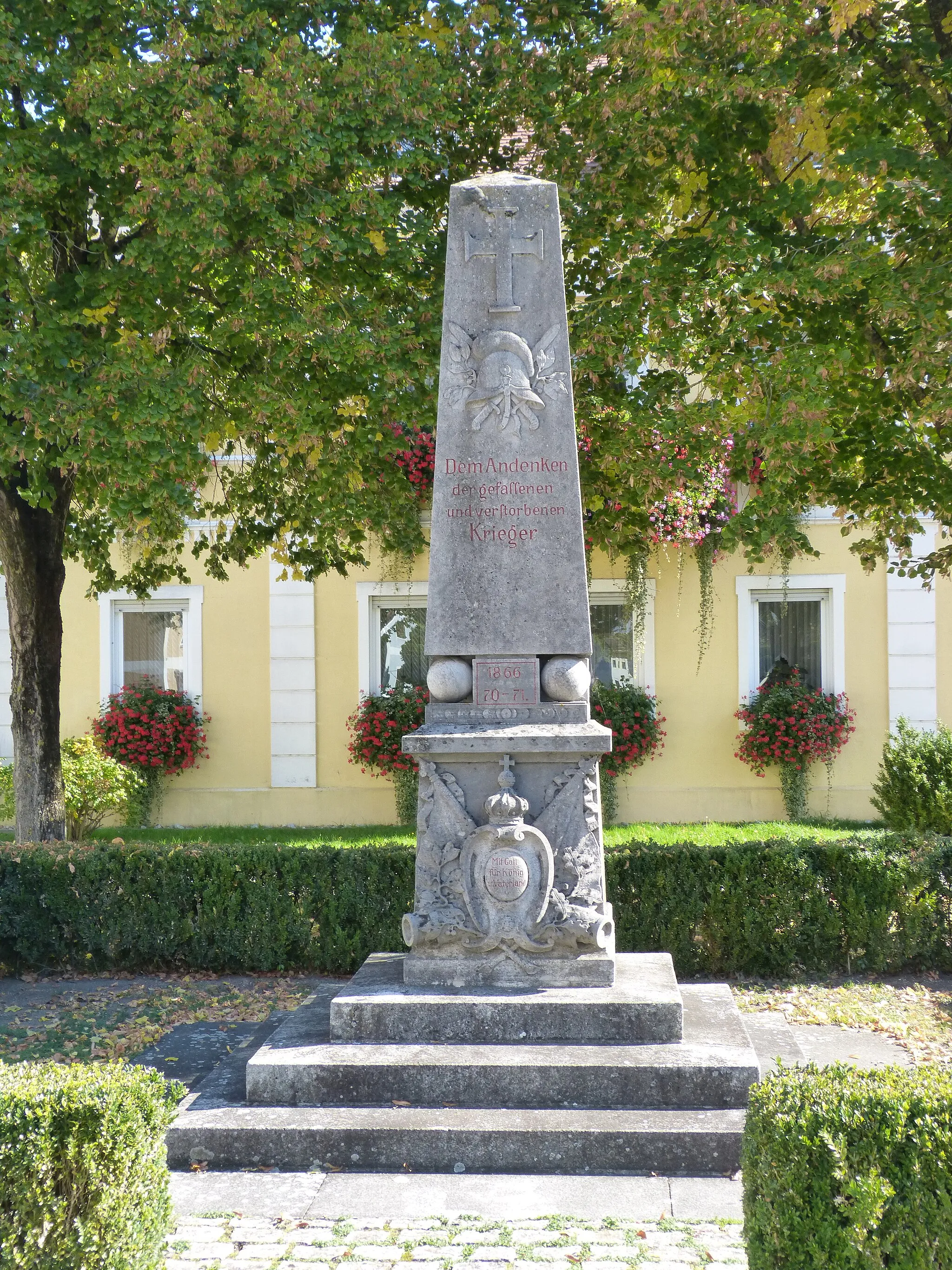 Photo showing: Kriegerdenkmal für die Gefallenen von 1866 und 1870/71 in Pfatter (Oberpfalz).
