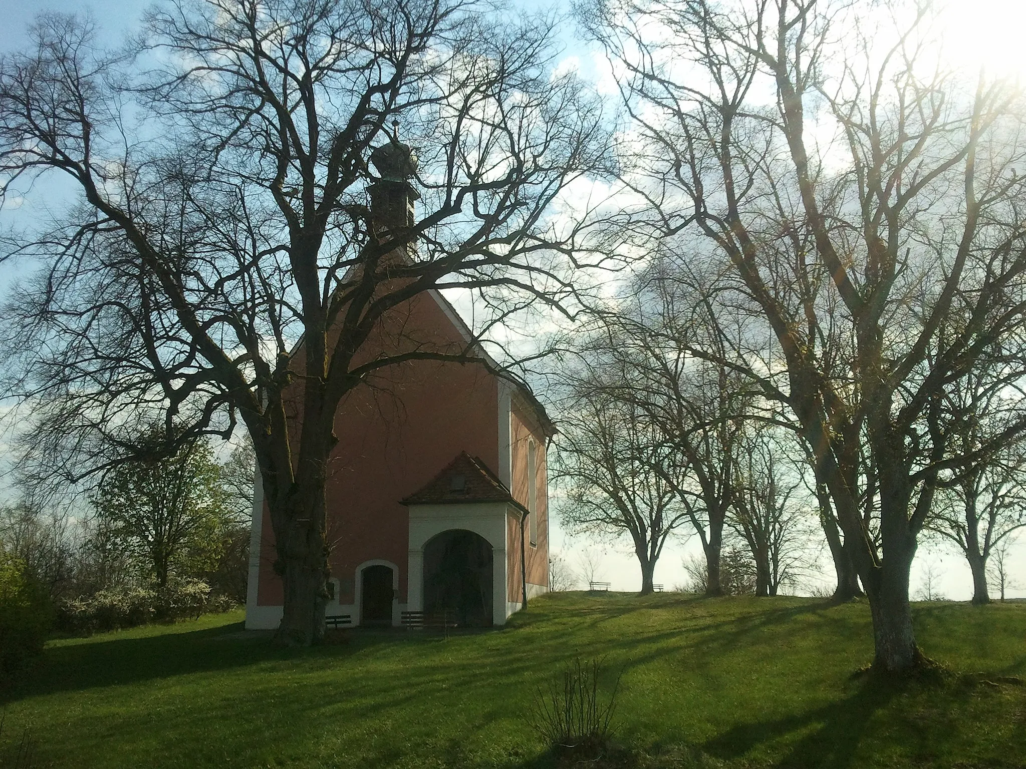 Photo showing: Kreuzbergkirche Schmidmühlen Frühjahr 2011