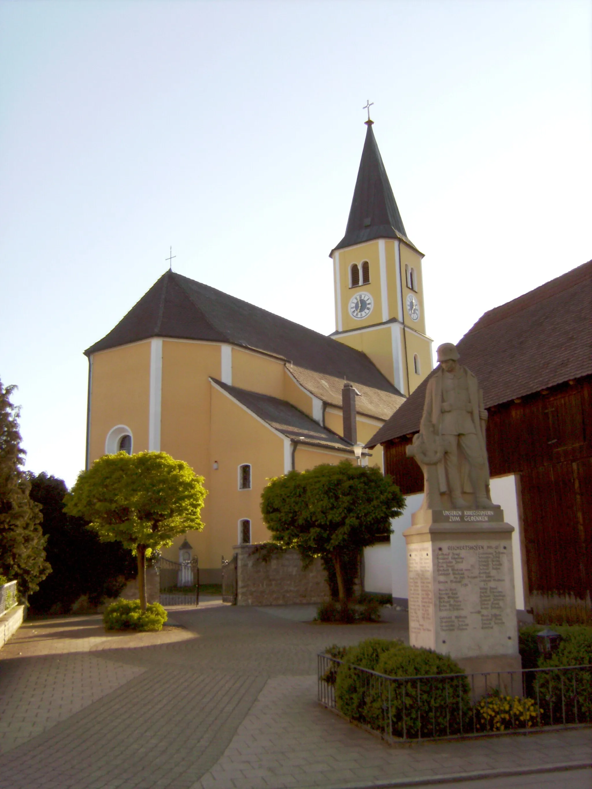 Photo showing: kirche