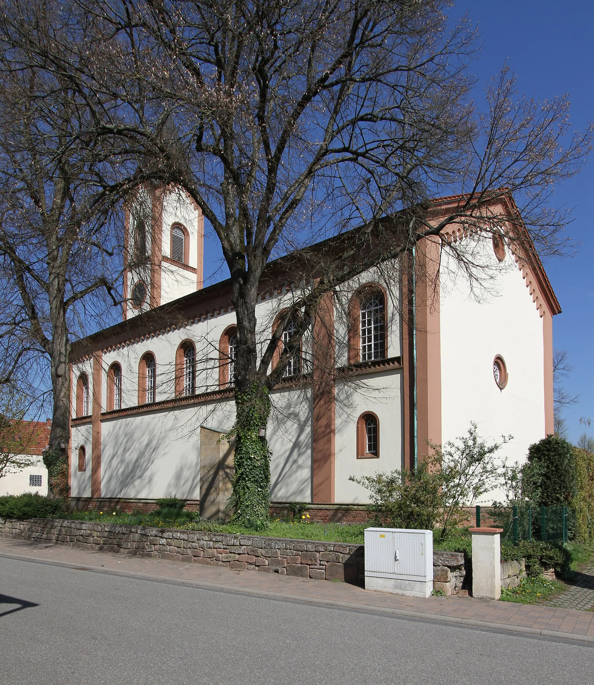 Photo showing: Protestant church in Mühlhofen.