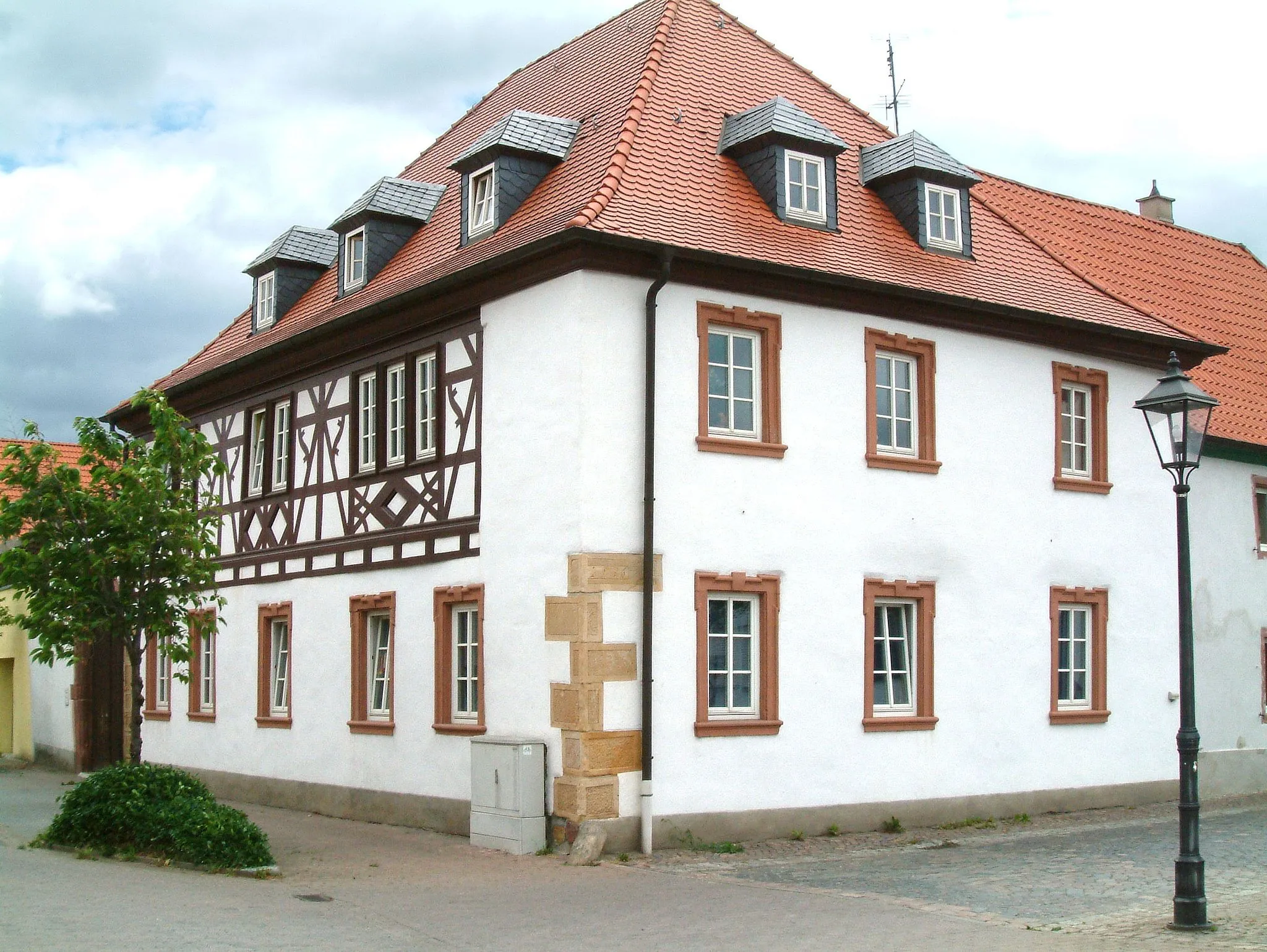 Photo showing: Ältestes Haus zu Dirmstein