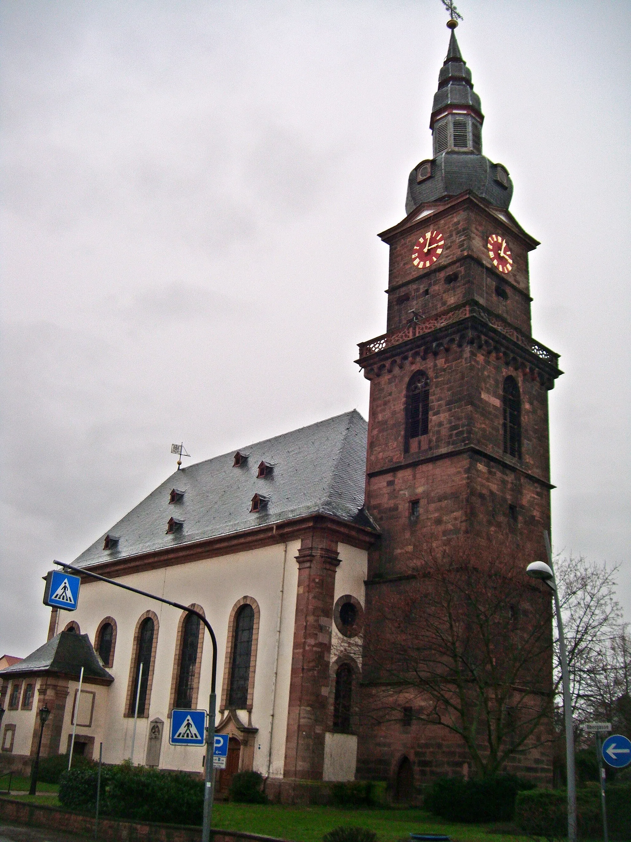 Photo showing: Prot. Martinskirche Grünstadt, ehemalige Eigenkirche der Abtei Glandern in Lothringen