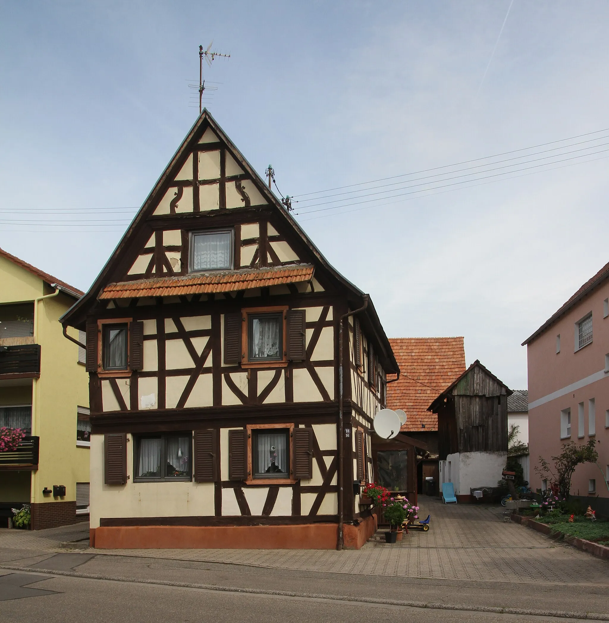 Photo showing: Cultural heritage monument in Hatzenbühl