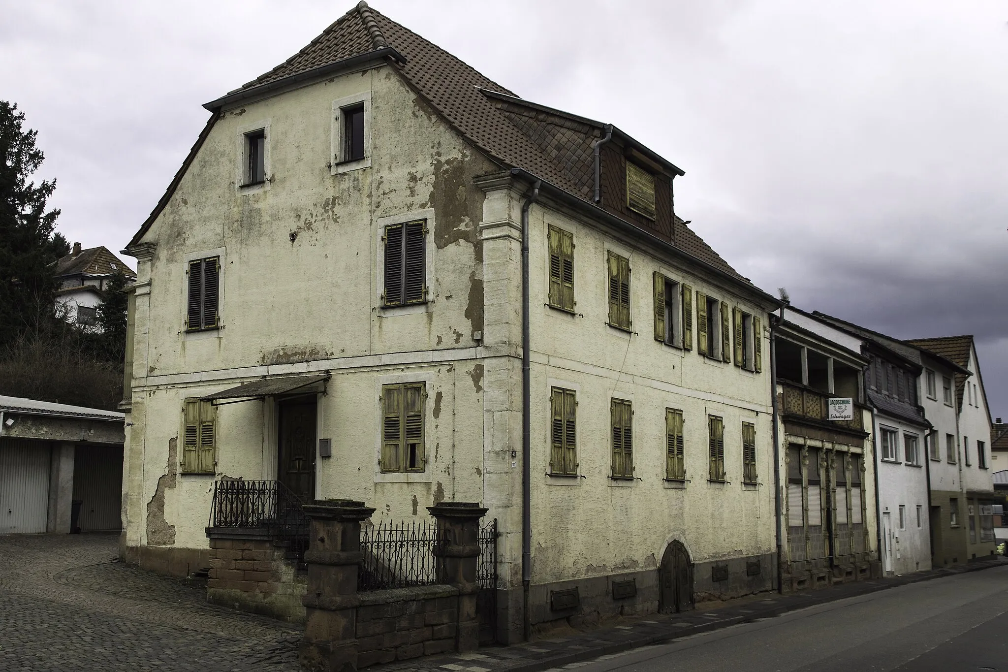 Photo showing: Wohnhaus Hauptstraße 102 in Hochspeyer