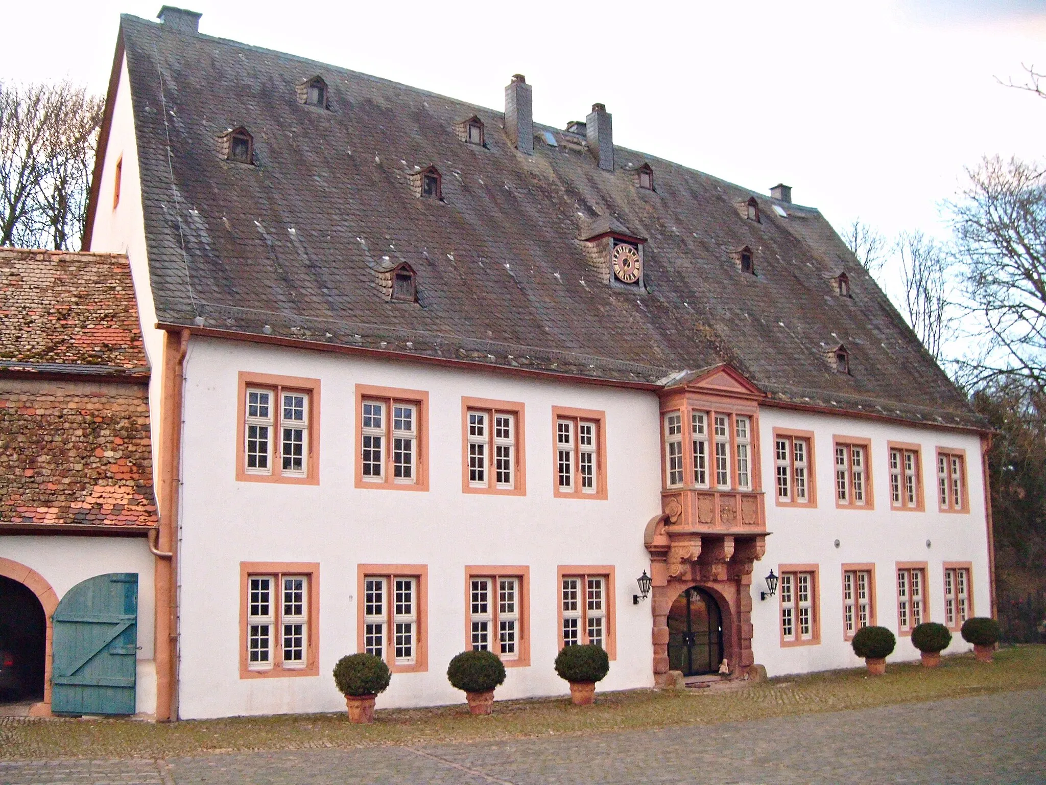 Photo showing: Schloss Monsheim, Hauptgebäude