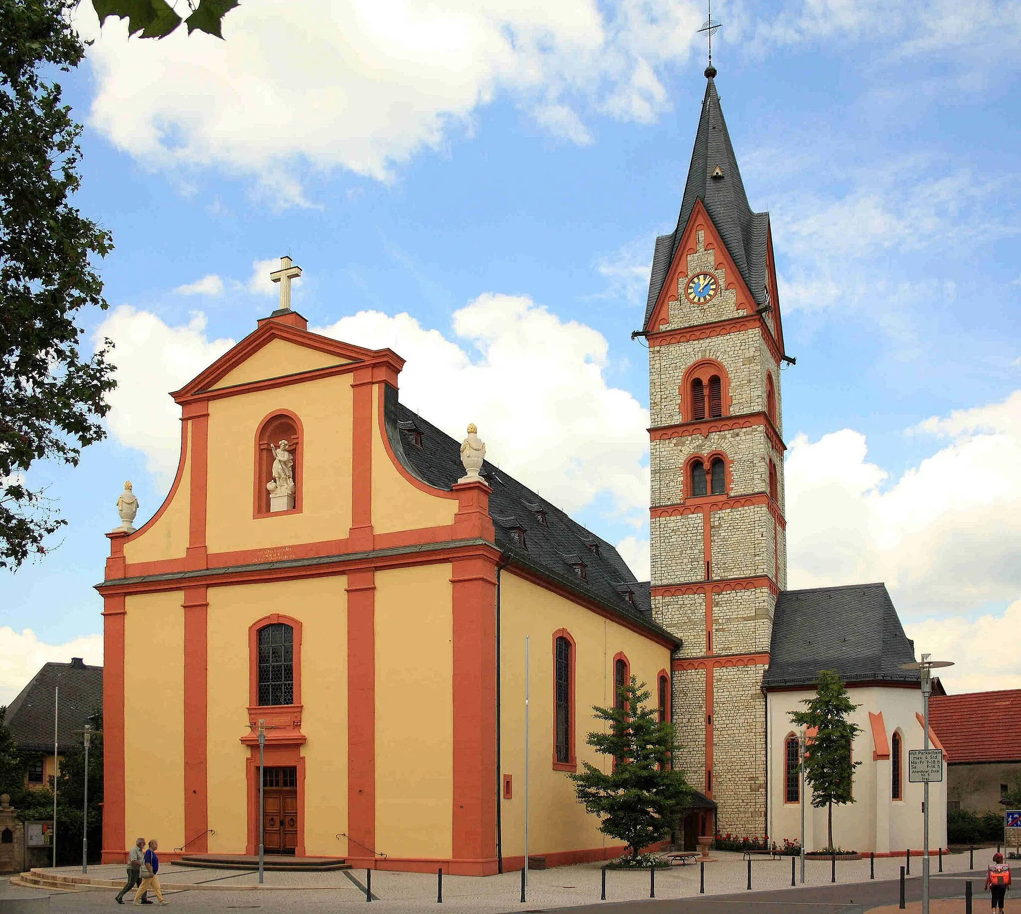 Photo showing: Nieder-Olm, Katholische Kirche St. Georg