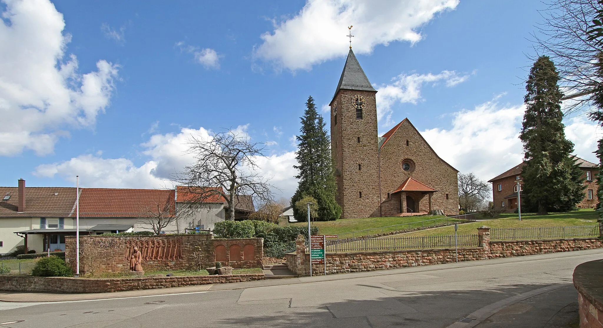 Photo showing: Church of Saint Sebastian in Vinningen.