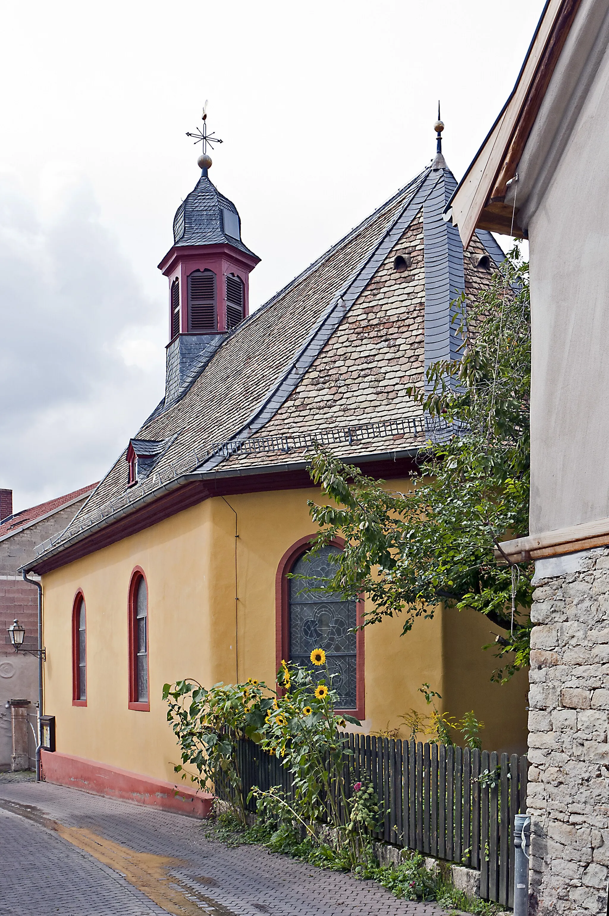 Photo showing: Wackernheim, Katholische Pfarrkirche zur schmerzhaften Muttergottes