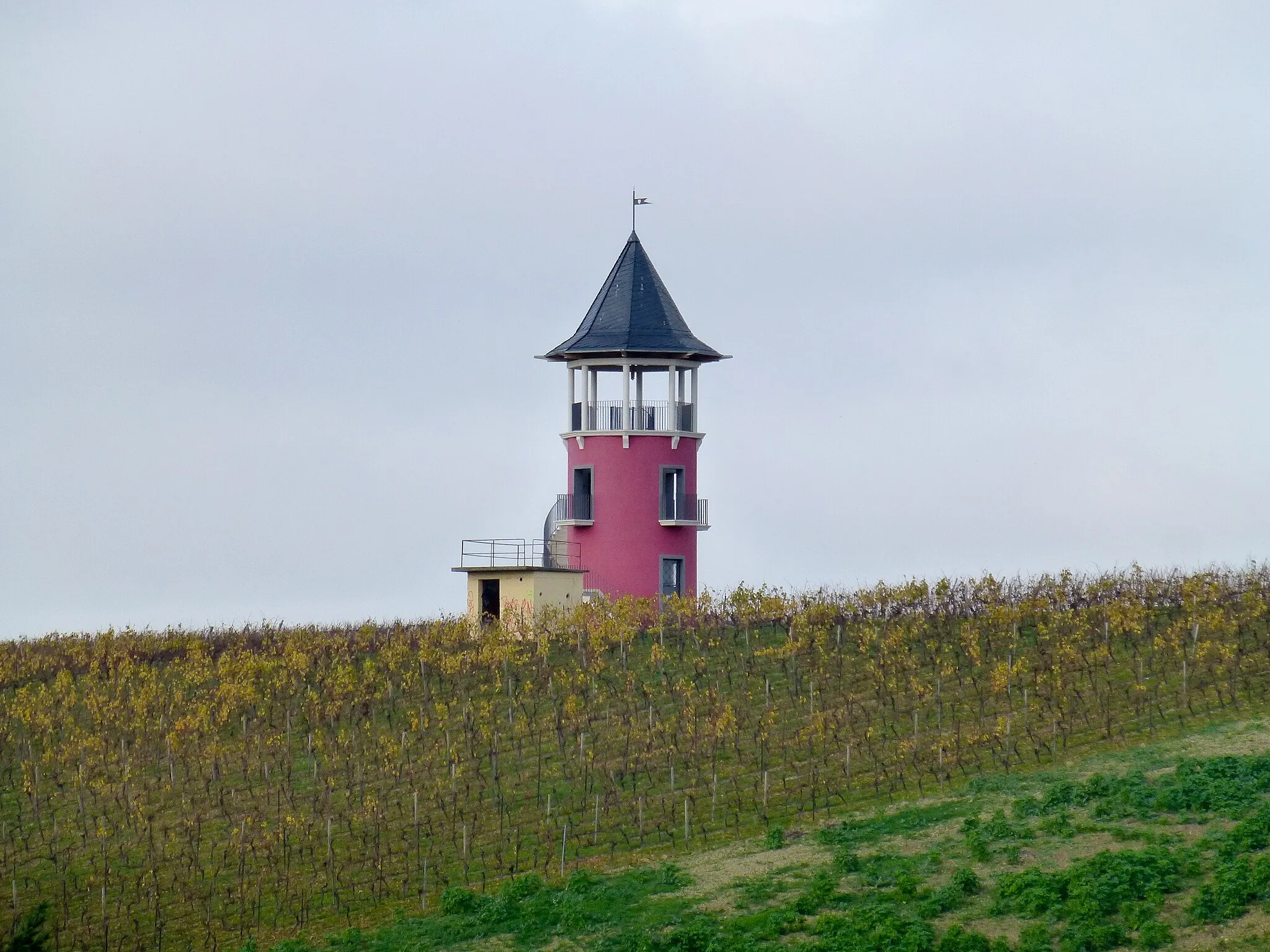 Photo showing: Burgunderturm in Wörrstadt