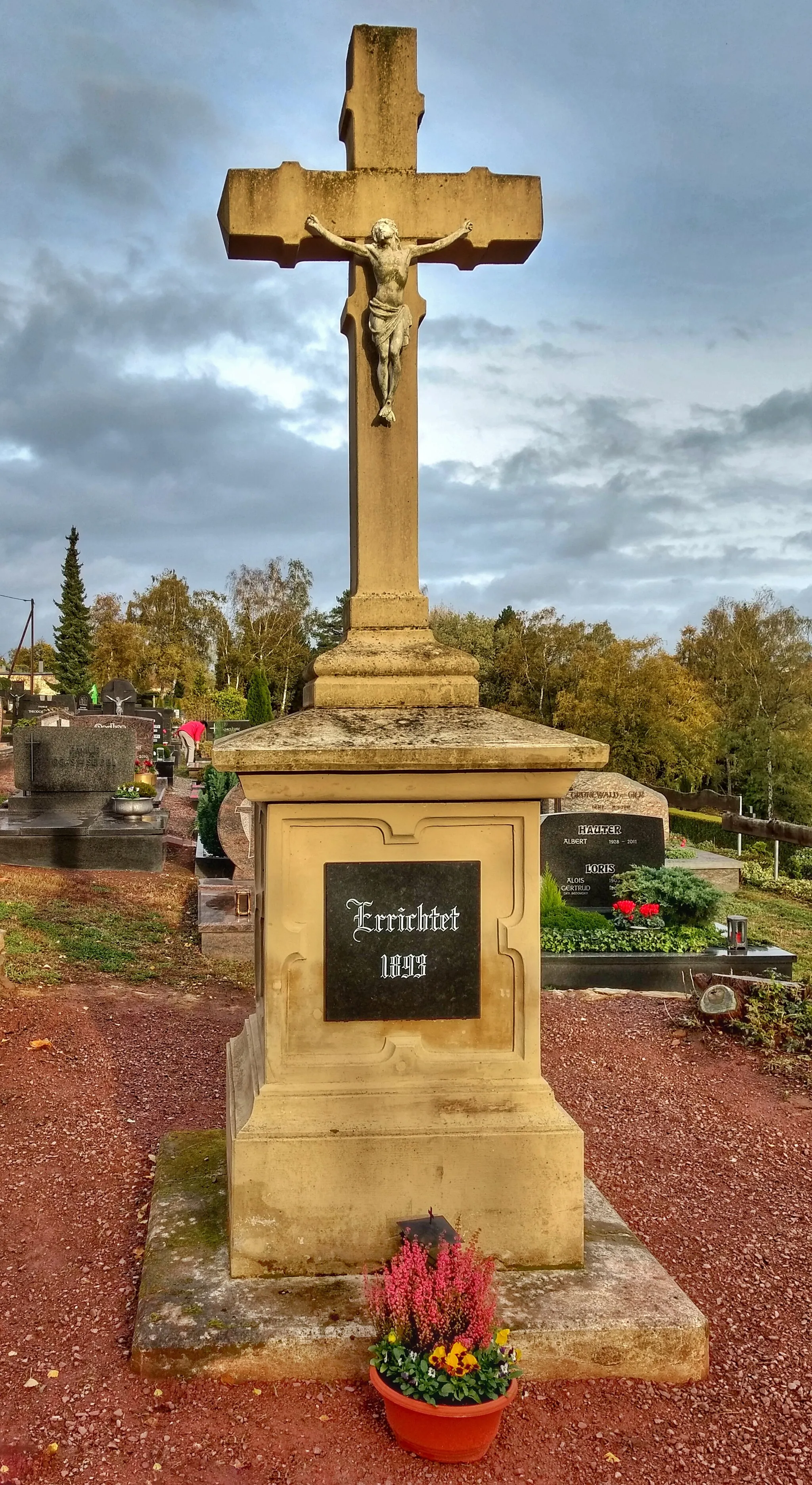 Photo showing: Friedhof Bous