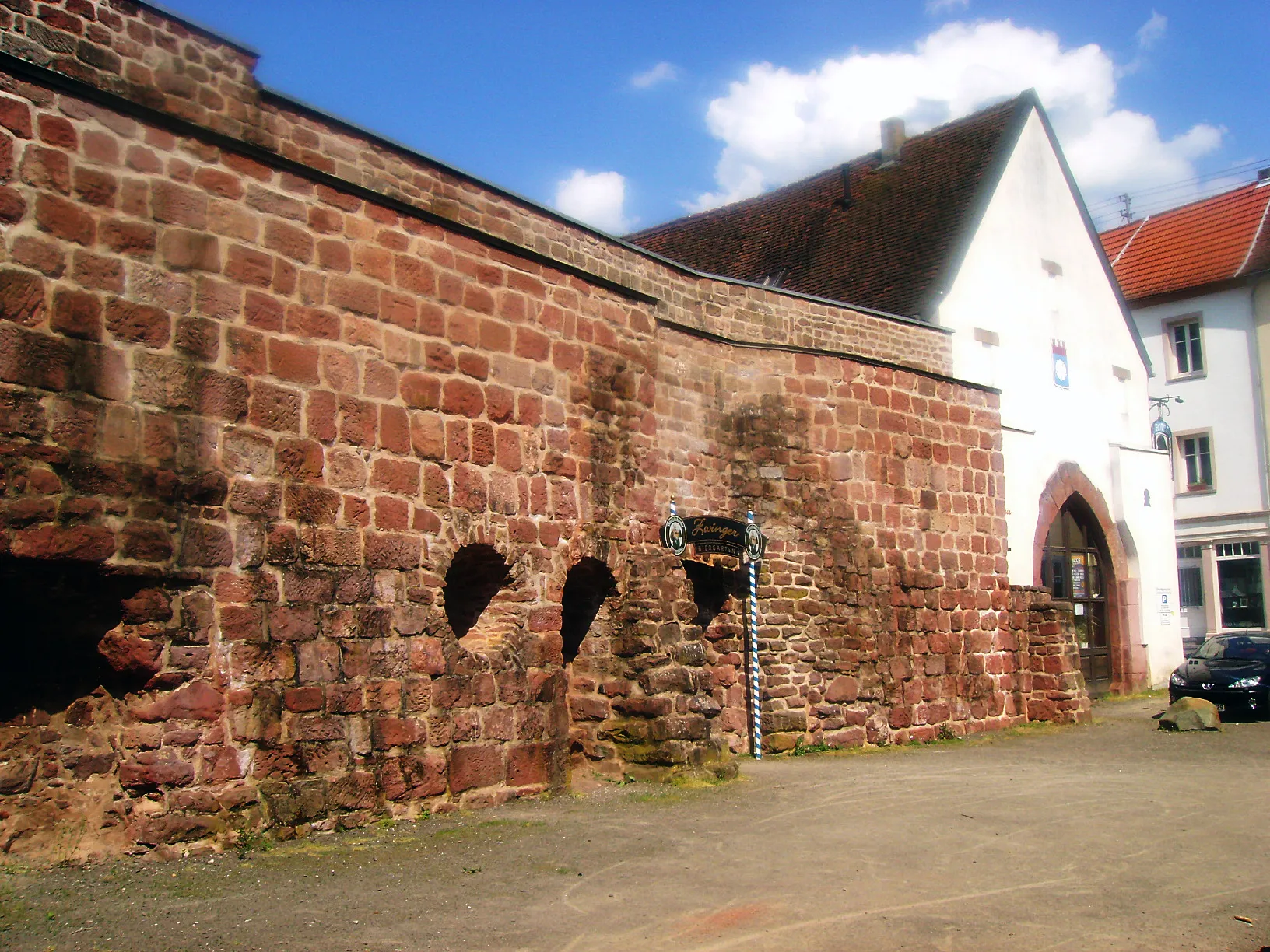 Photo showing: Teil der Ottweiler Stadtmauer