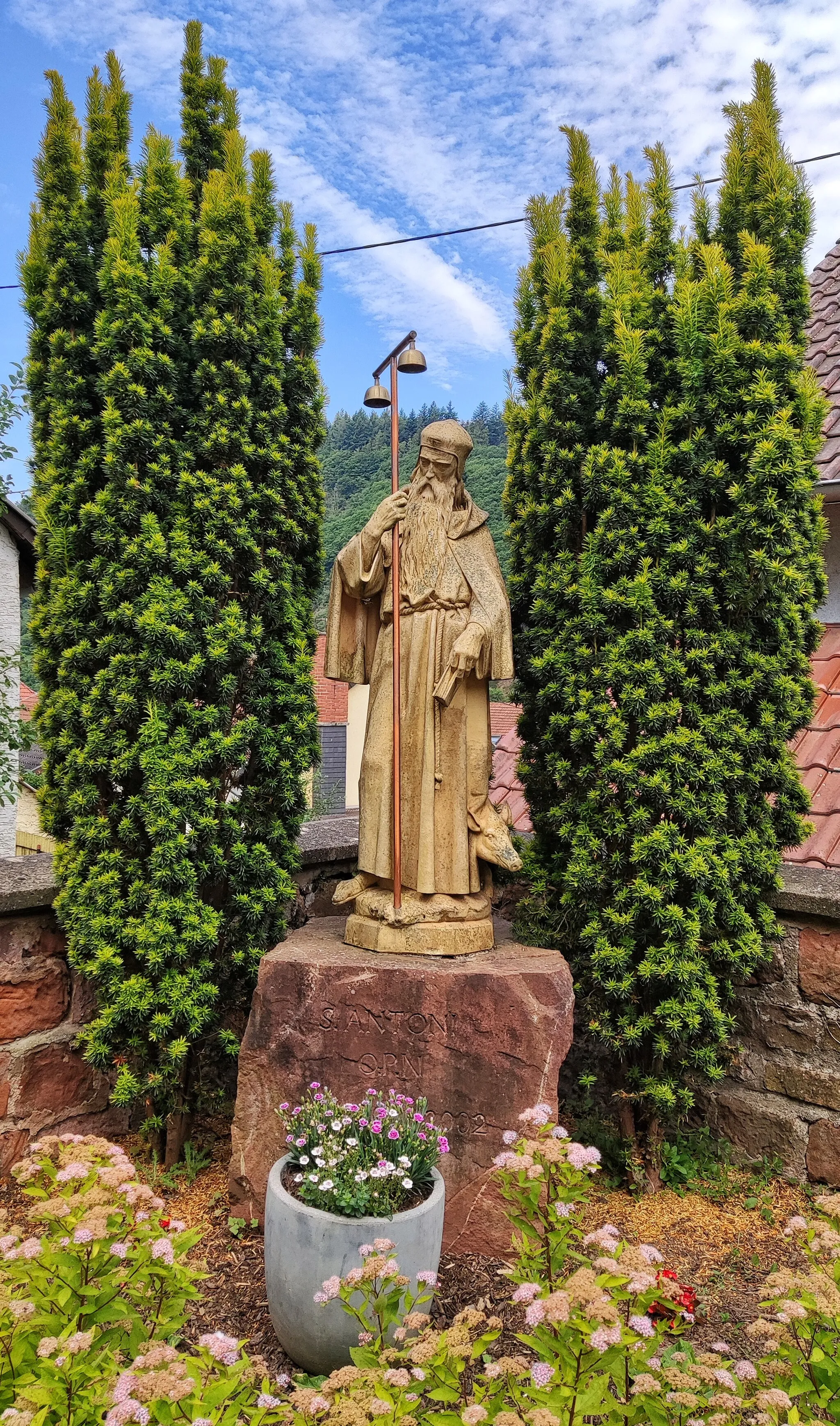 Photo showing: St. Antonius (Kirchengebäude in Saarhölzbach)