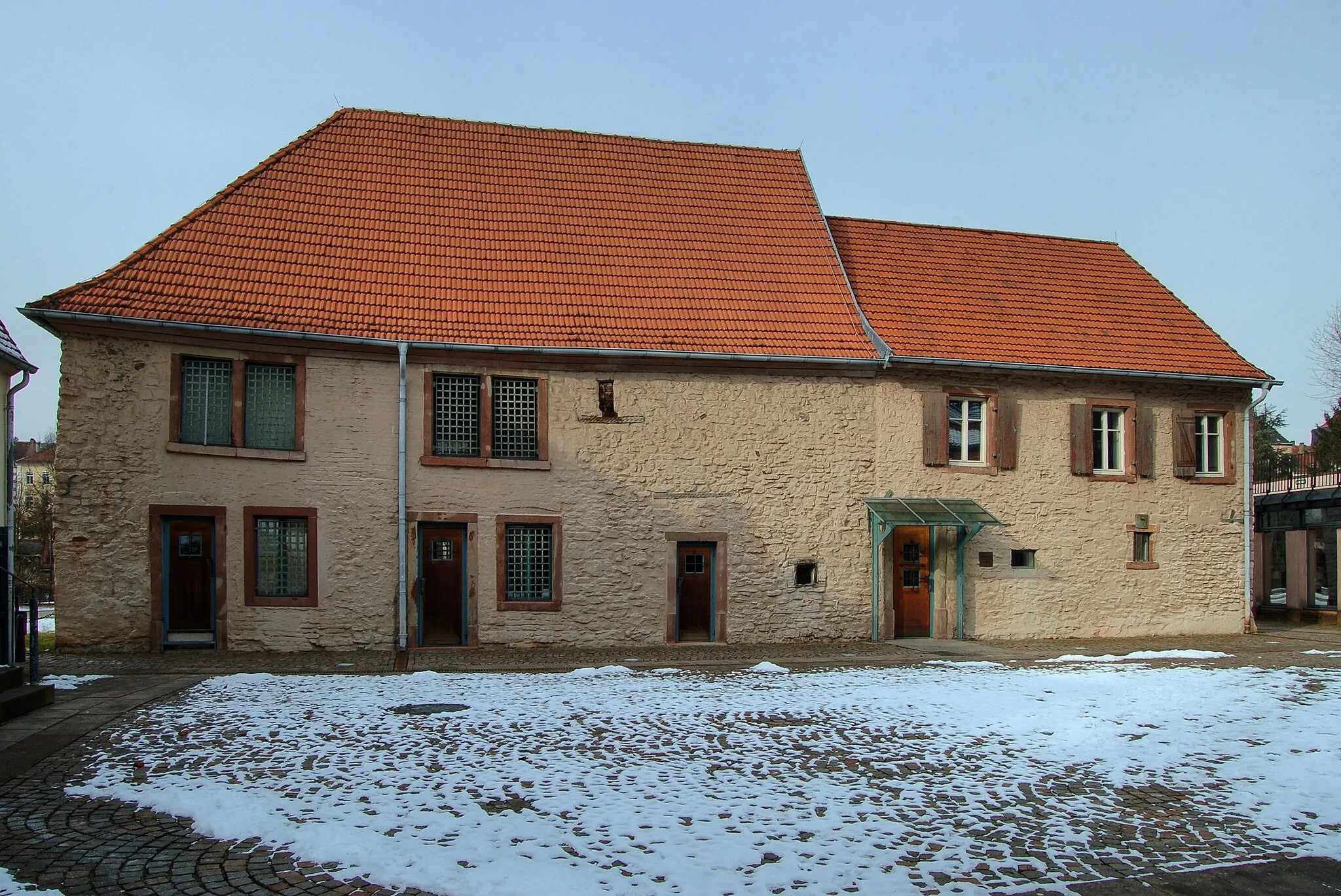 Photo showing: Eines der historischen Salzhäuser in Sulzbach