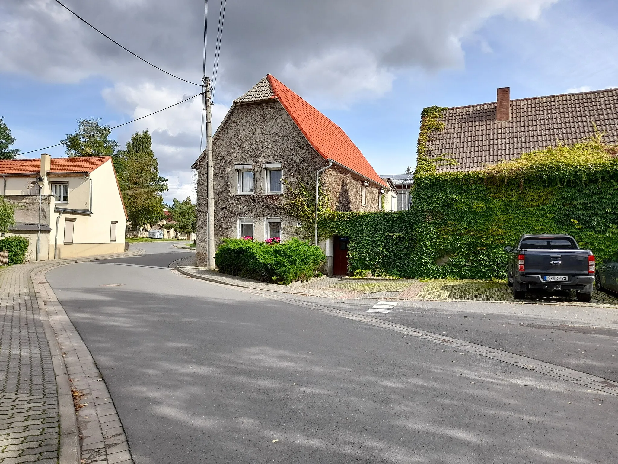 Photo showing: Bennstedt, Straße Am Gemeindezentrum