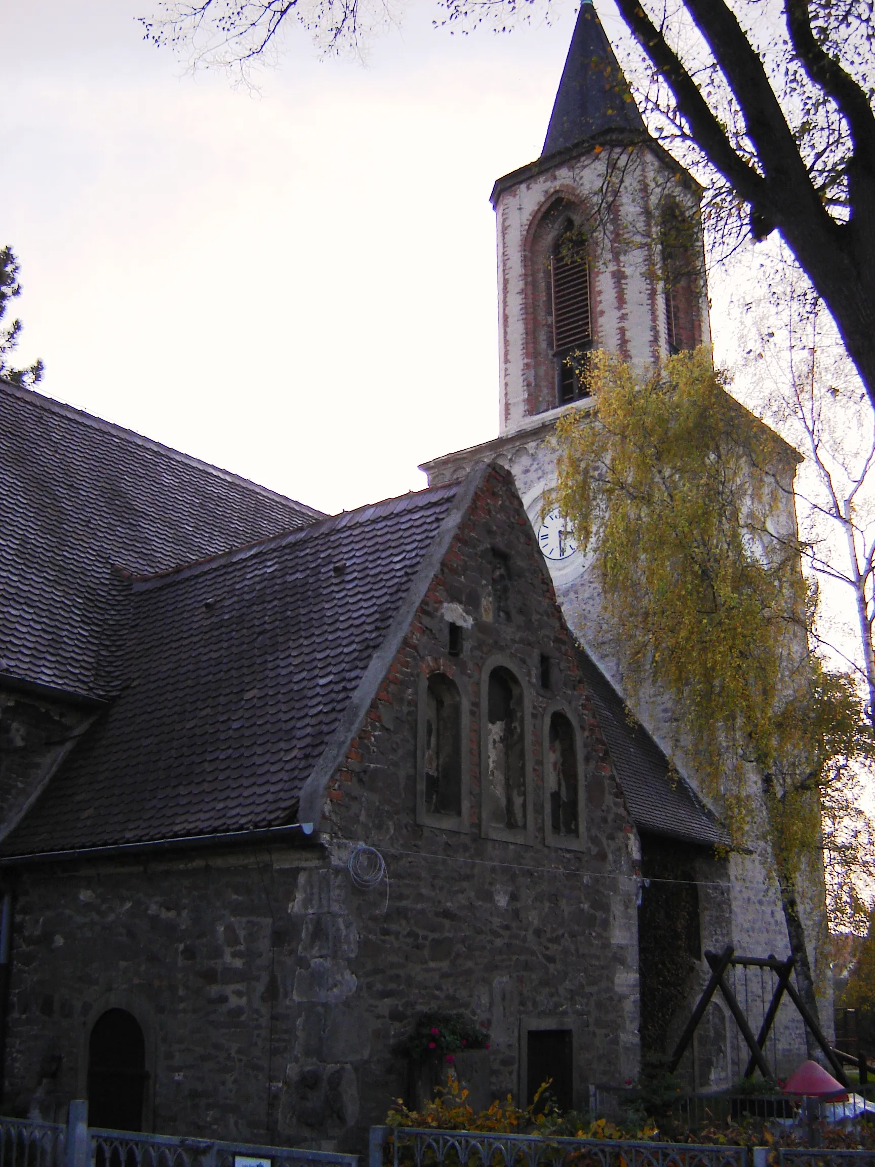 Photo showing: Evangelische Kirche in Magdeburg-Diesdorf.