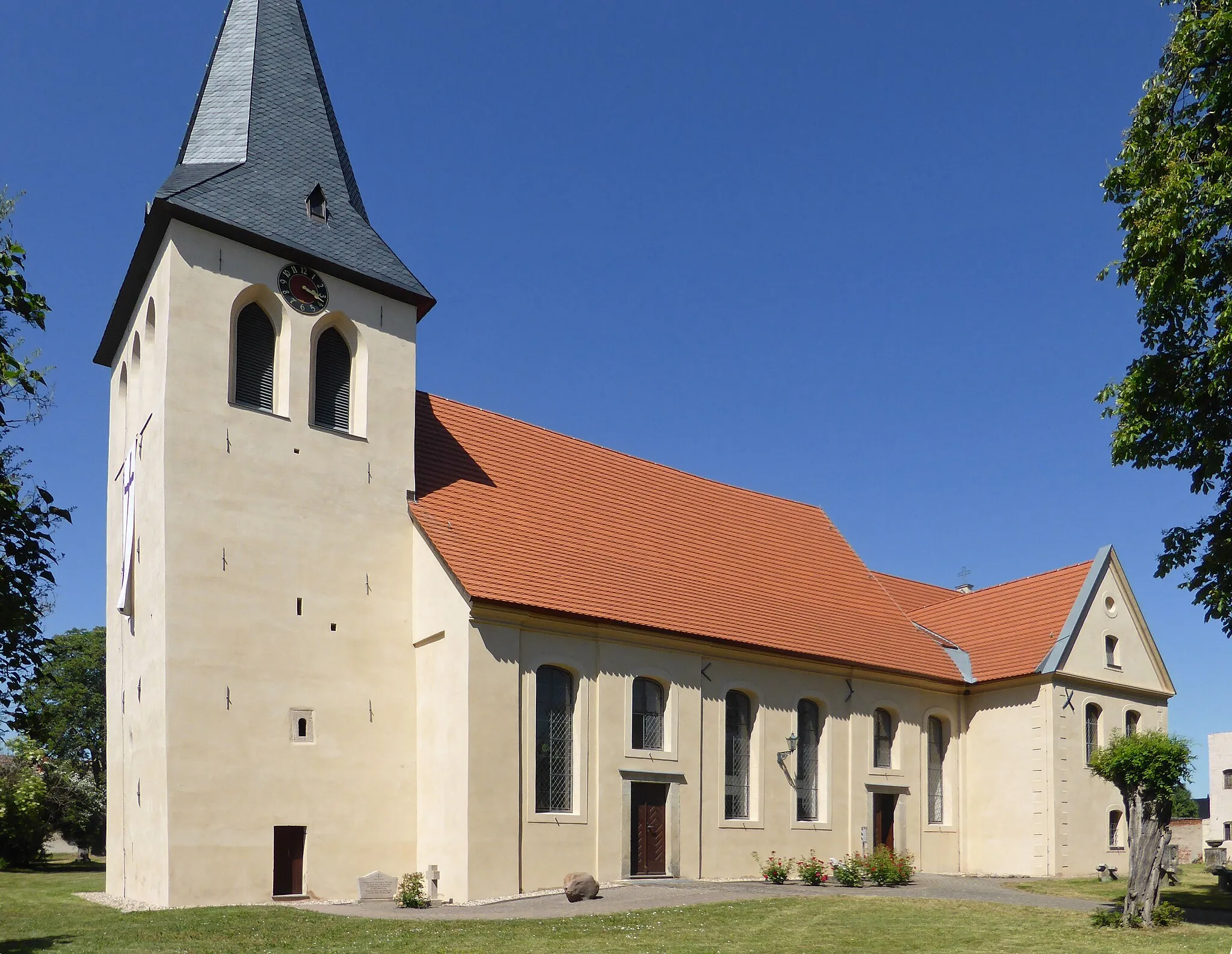 Photo showing: Dorfkirche Groß Rosenburg.