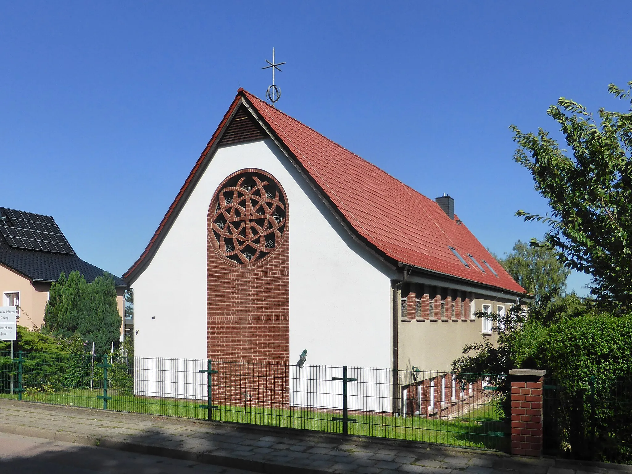 Photo showing: Katholisches Gemeindehaus St. Josef mit Kapelle in Hettstedt.