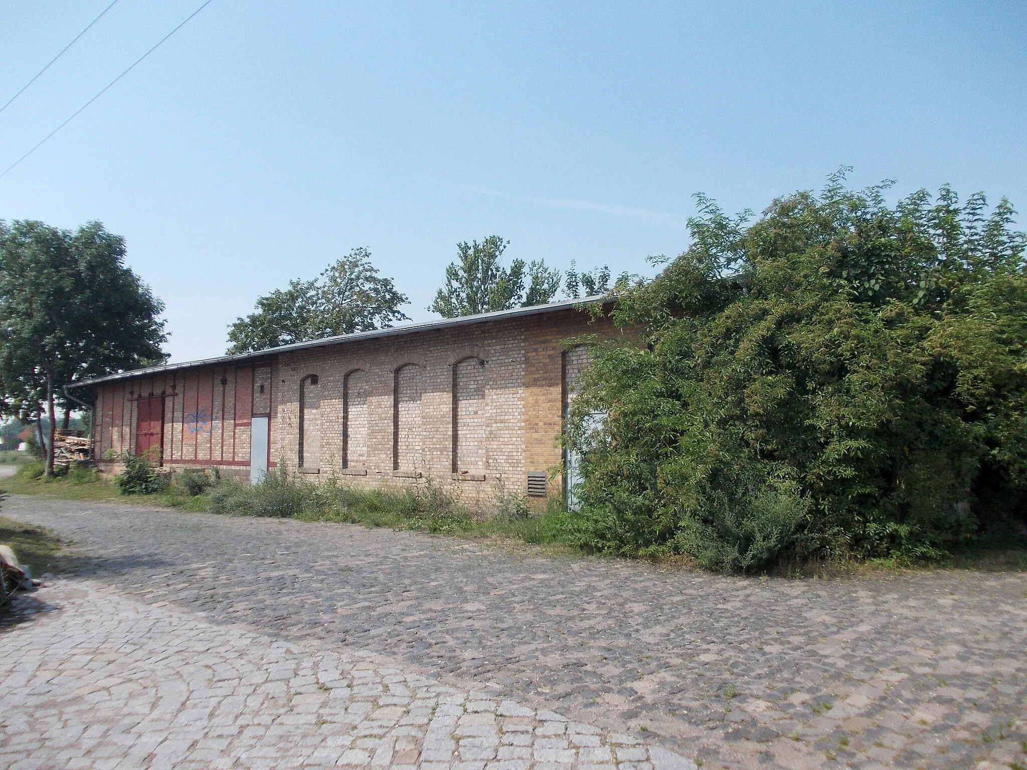 Photo showing: Former Holleben train station (Teutschenthal, district: Saalekreis, Saxony-Anhalt)