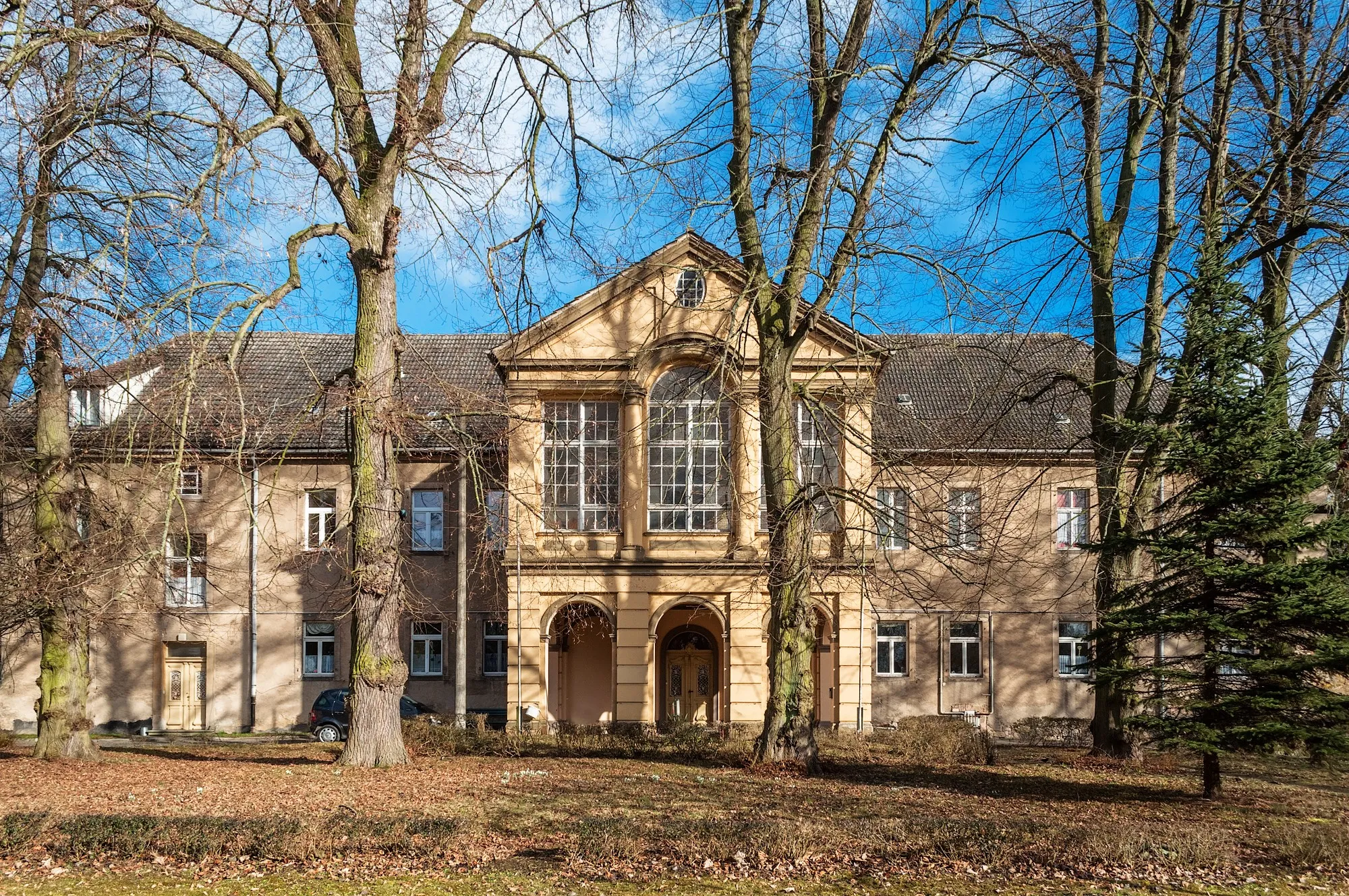 Photo showing: Schloss Hornhausen (Sachsen-Anhalt, Landkreis Börde, Stadt Oschersleben) im März 2015.