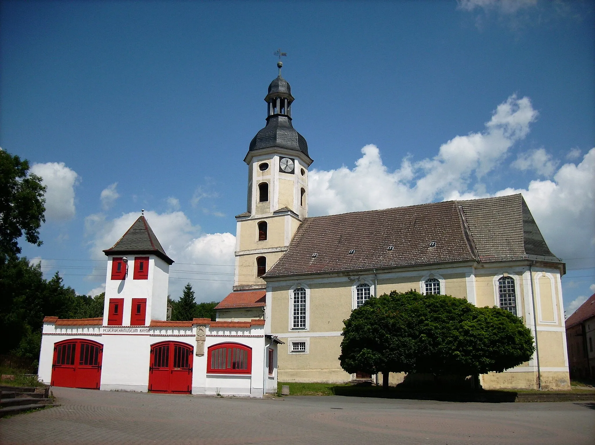 Photo showing: Church and Firefighters Museum, Kayna (Zeitz, district of Burgenlandkreis, Saxony-Anhalt)