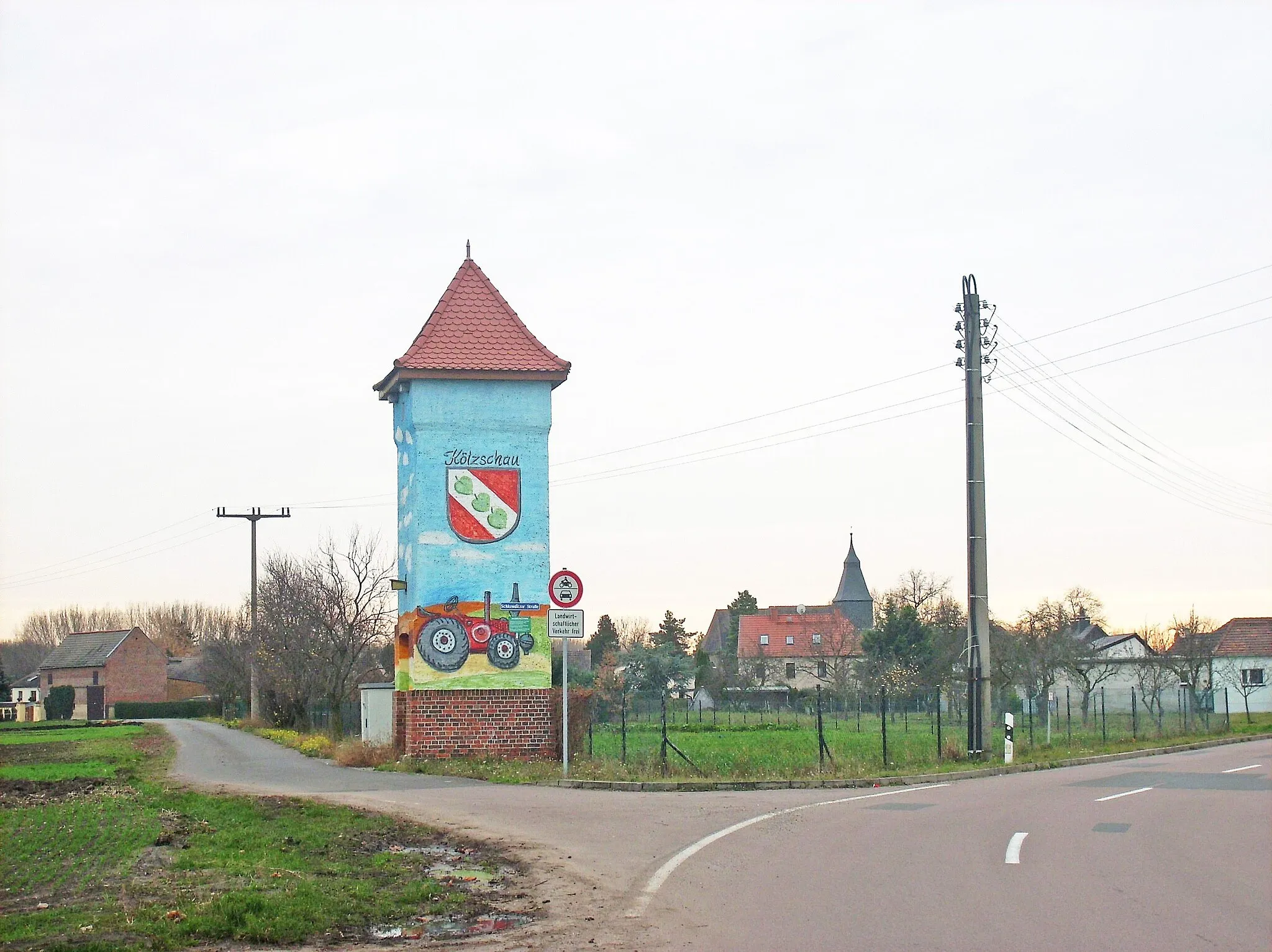 Photo showing: Northern entry to the village of Kötzschau (Leuna, district of Saalekreis, Saxony-Anhalt)