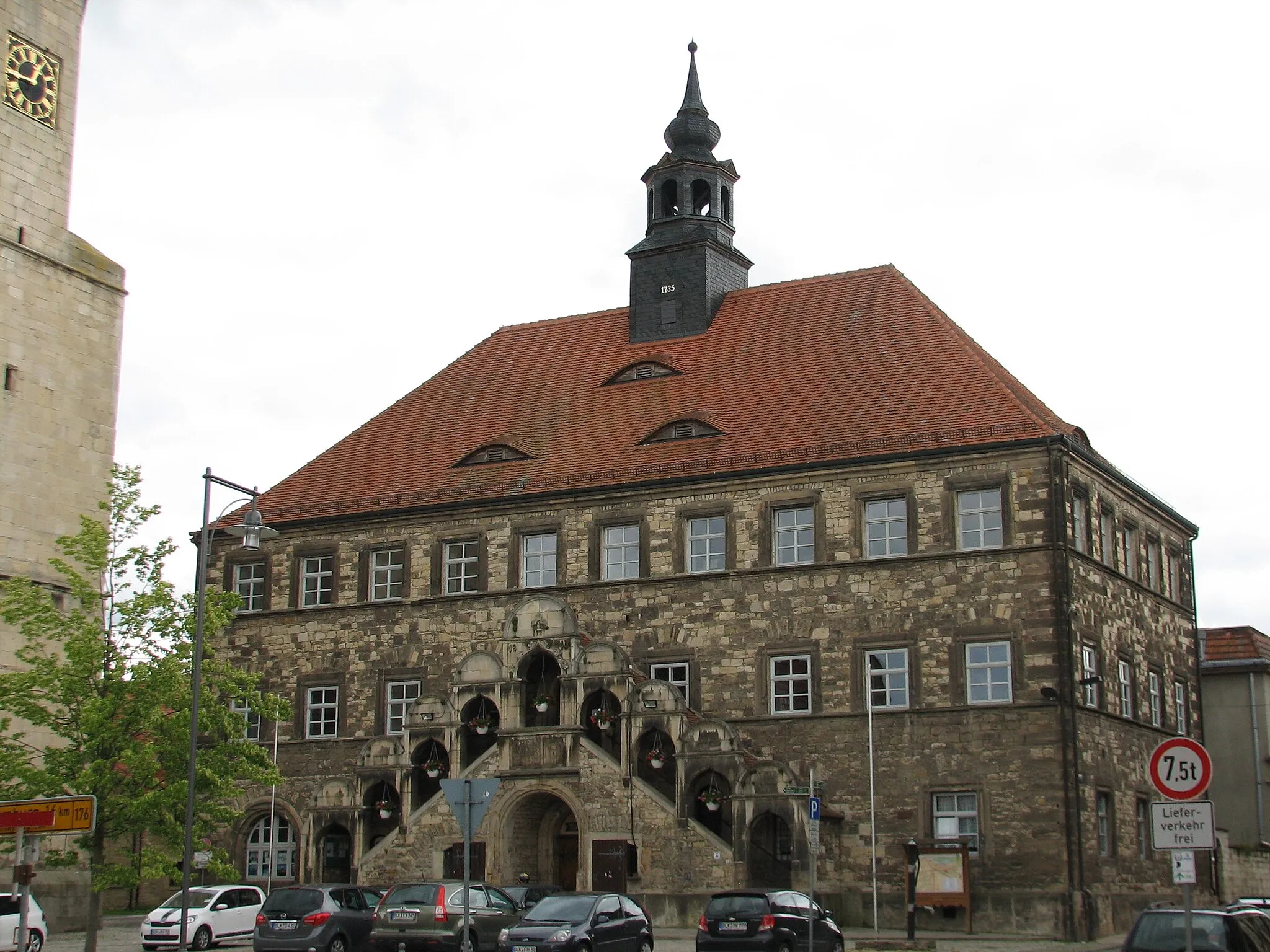 Photo showing: Rathaus Laucha neben der Stadtkirche