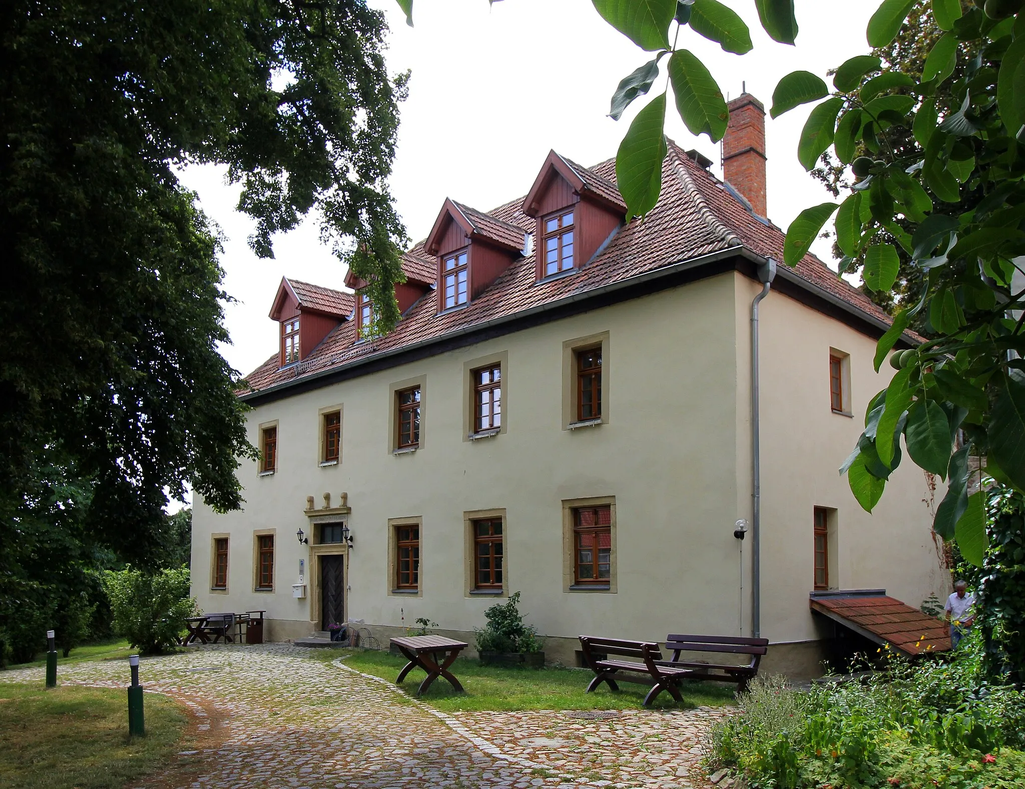 Photo showing: Mauritiushaus Walter-Rathenau-Straße 19 in Niederndodeleben