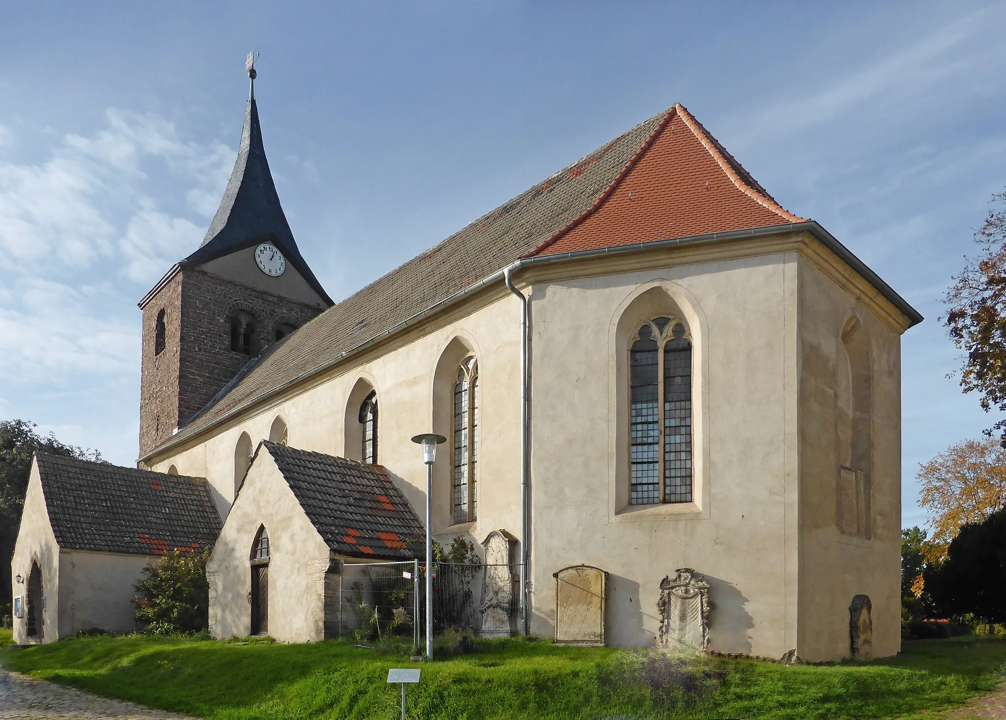Photo showing: Kirche St. Peter und Paul in Niederndodeleben.